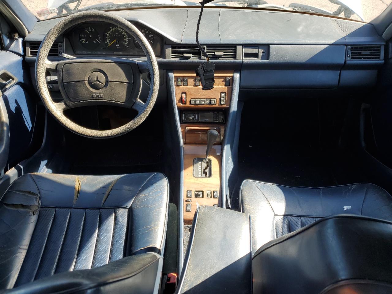 1987 Mercedes-benz 300 Dt Blue vin: WDBEB33D8HA341876
