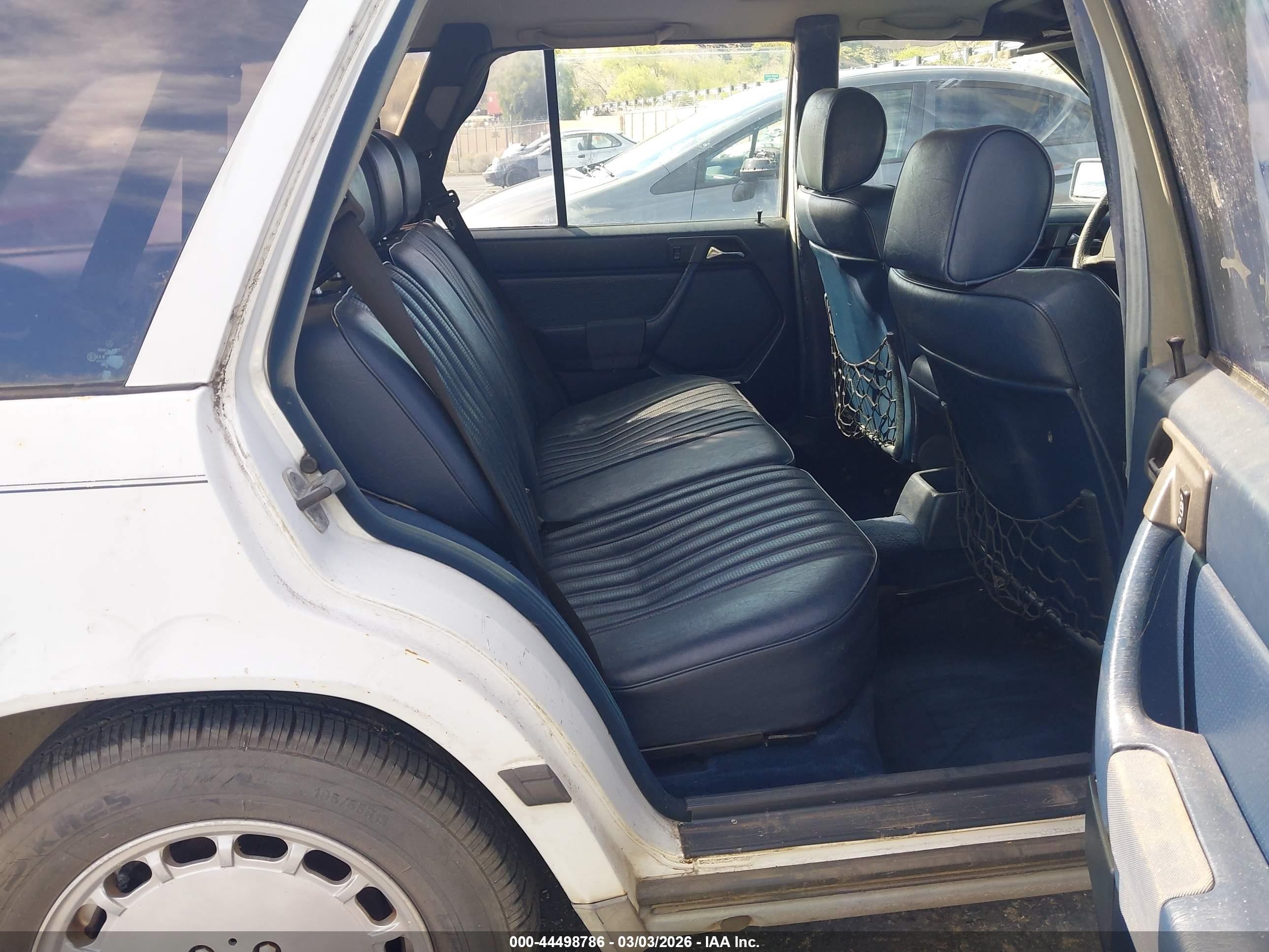 1987 Mercedes-benz 300 Tdt Белый vin: WDBEB93D1HF023796
