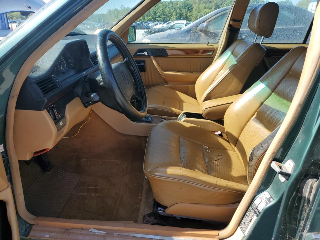 1993 Mercedes-benz 300 Te 4matic Green vin: WDBED90EXNF211008