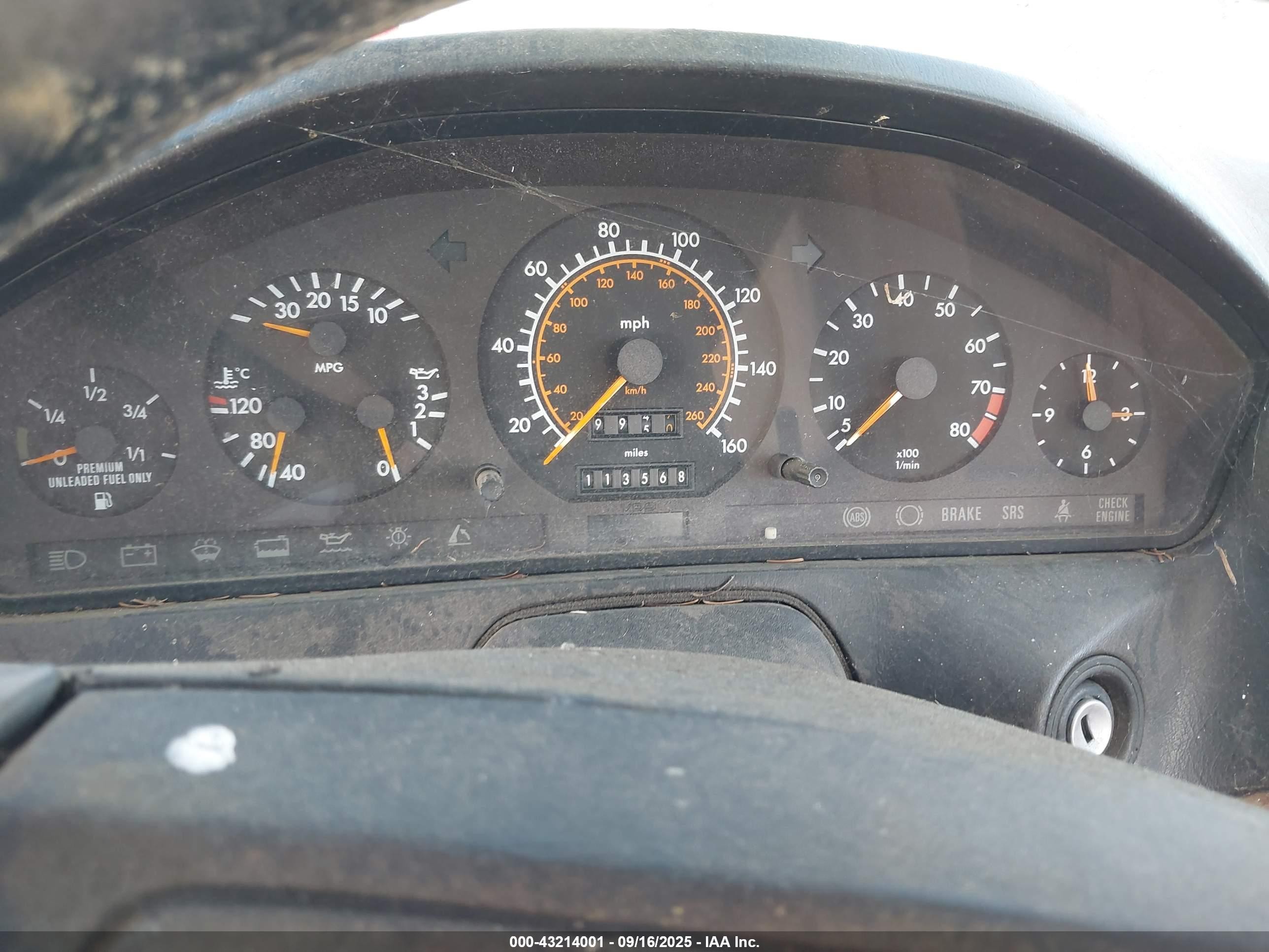 1990 Mercedes-benz 300 Sl Серебряный vin: WDBFA61E0LF006546