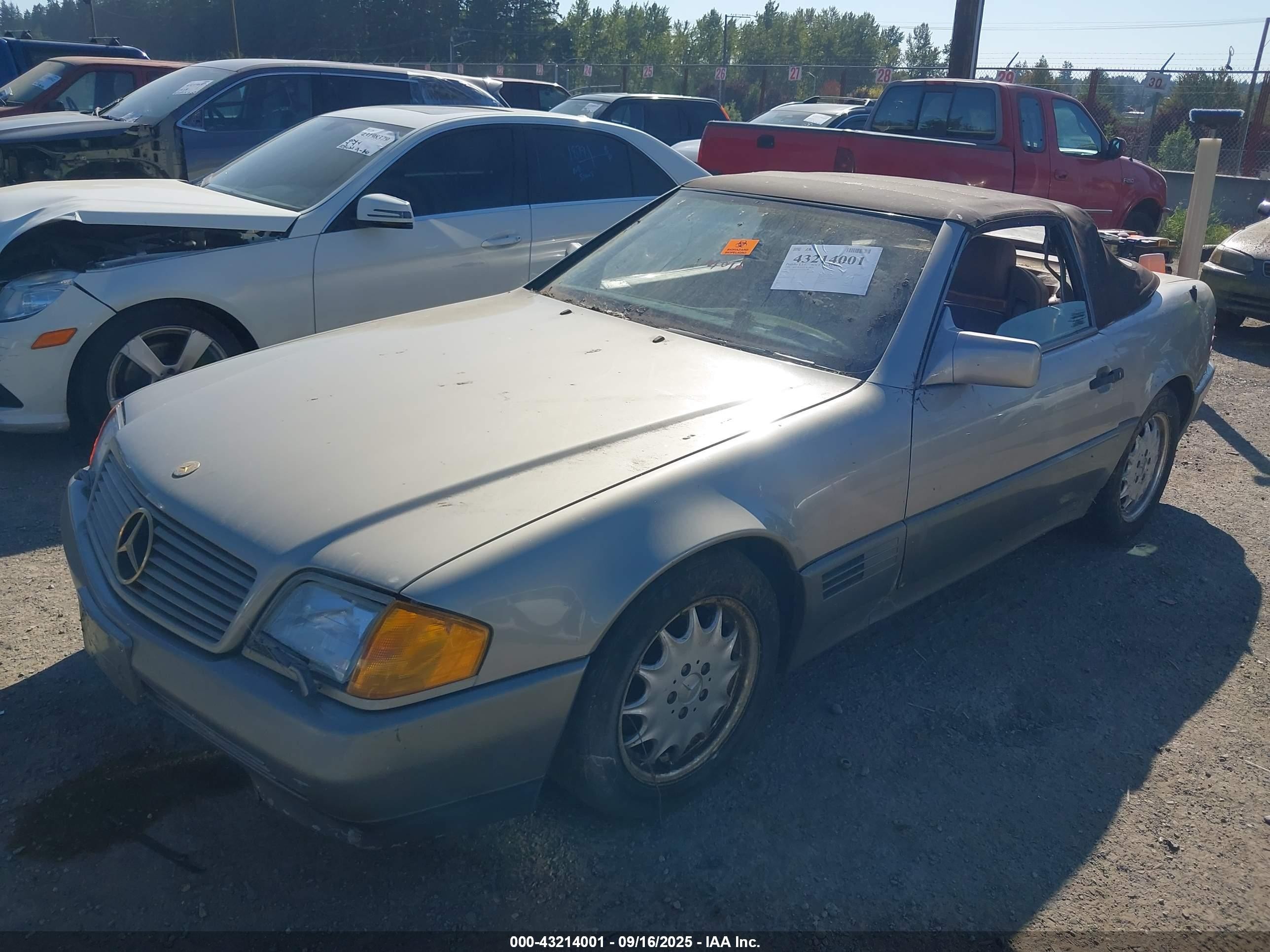 1990 Mercedes-benz 300 Sl Серебряный vin: WDBFA61E0LF006546