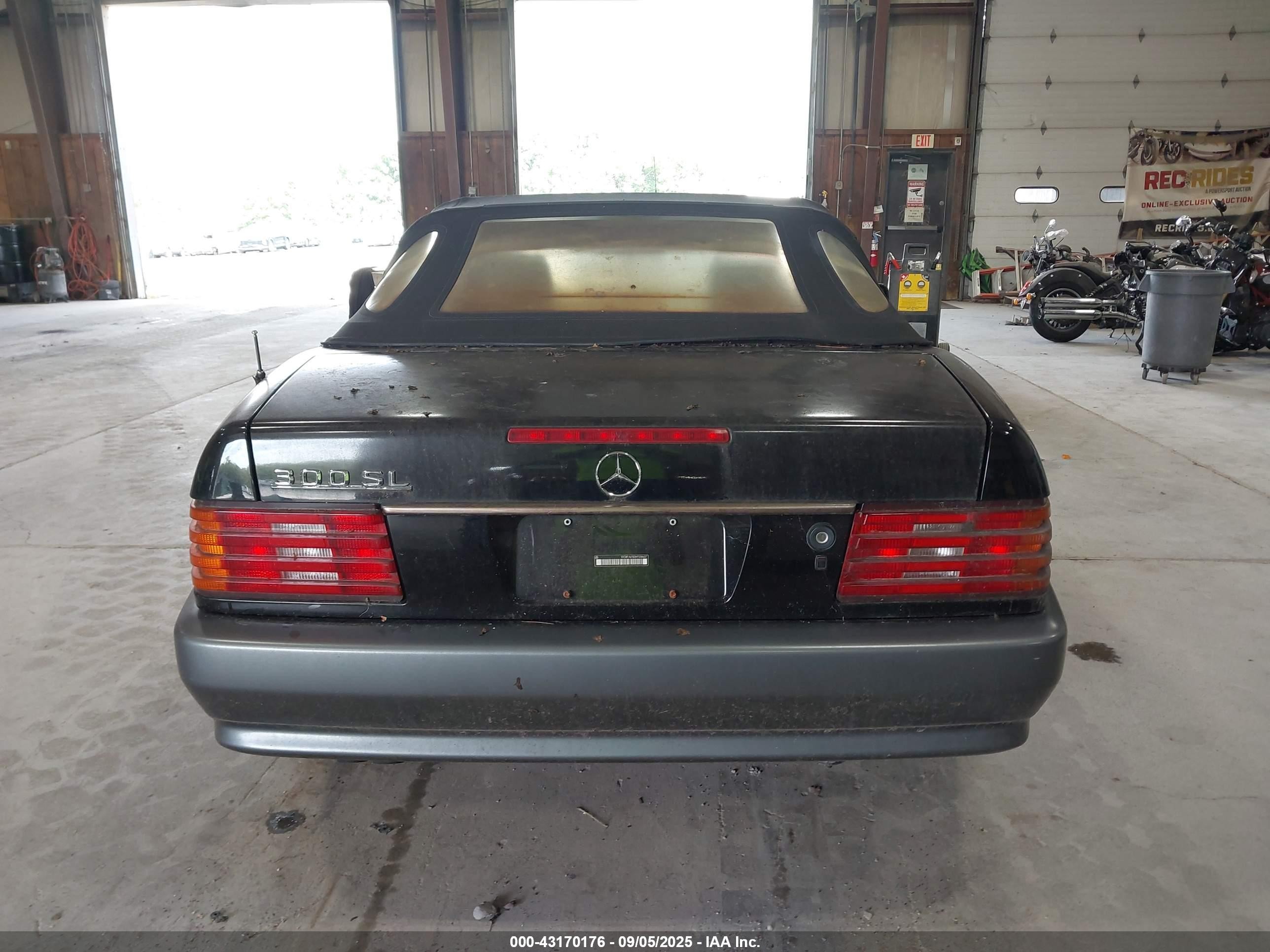 1992 Mercedes-benz 300 Sl Black vin: WDBFA61E0NF038657