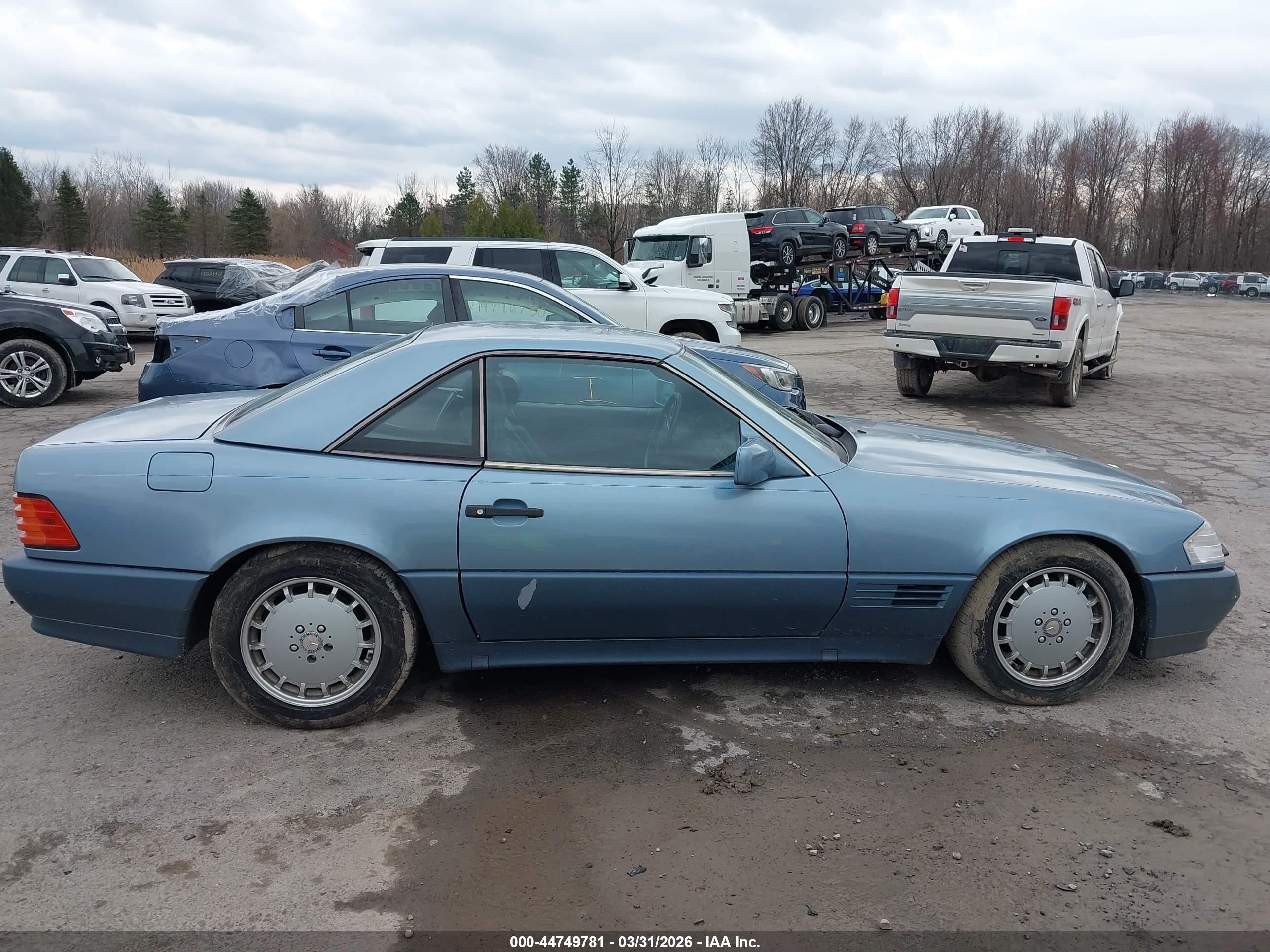 1990 Mercedes-benz 300 Sl Blue vin: WDBFA61E1LF003980