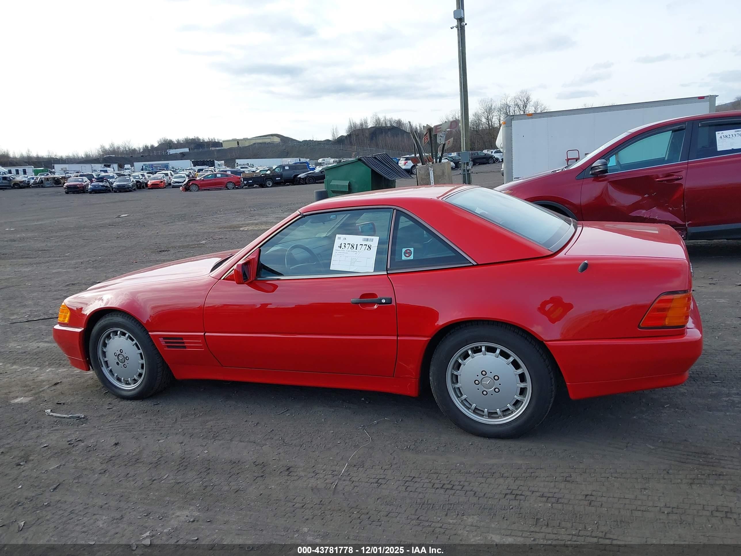 1990 Mercedes-benz 300 Sl Красный vin: WDBFA61E1LF013554