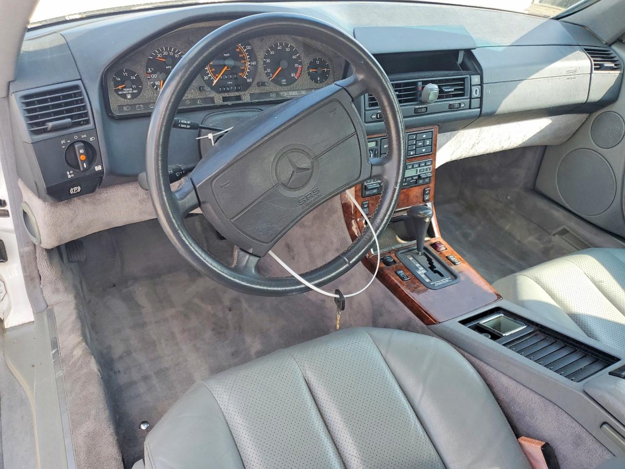 1991 Mercedes-benz 300 Sl White vin: WDBFA61E1MF015337