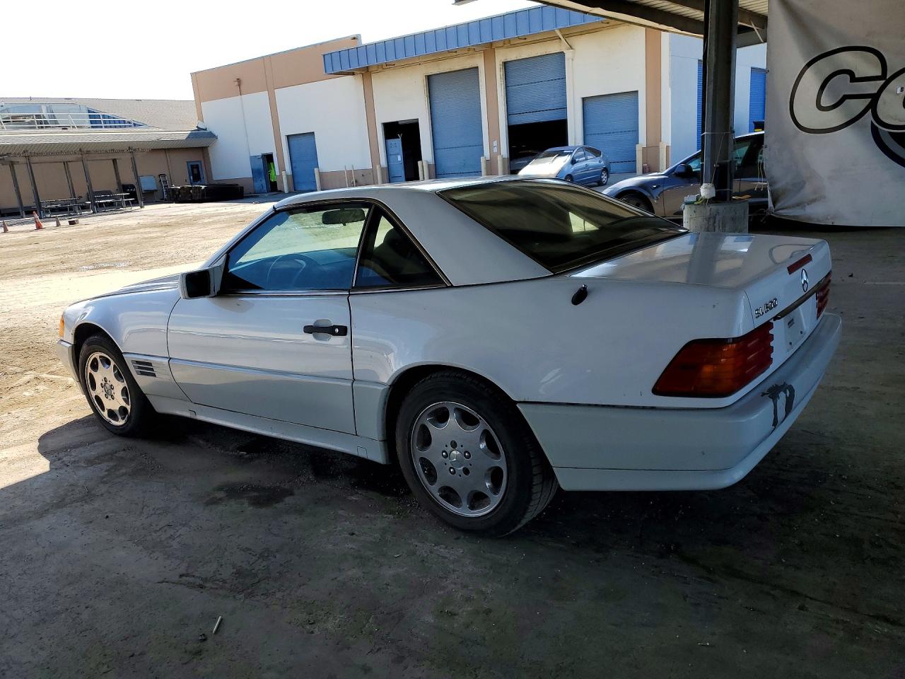 1992 Mercedes-benz 300 Sl White vin: WDBFA61E2NF045741