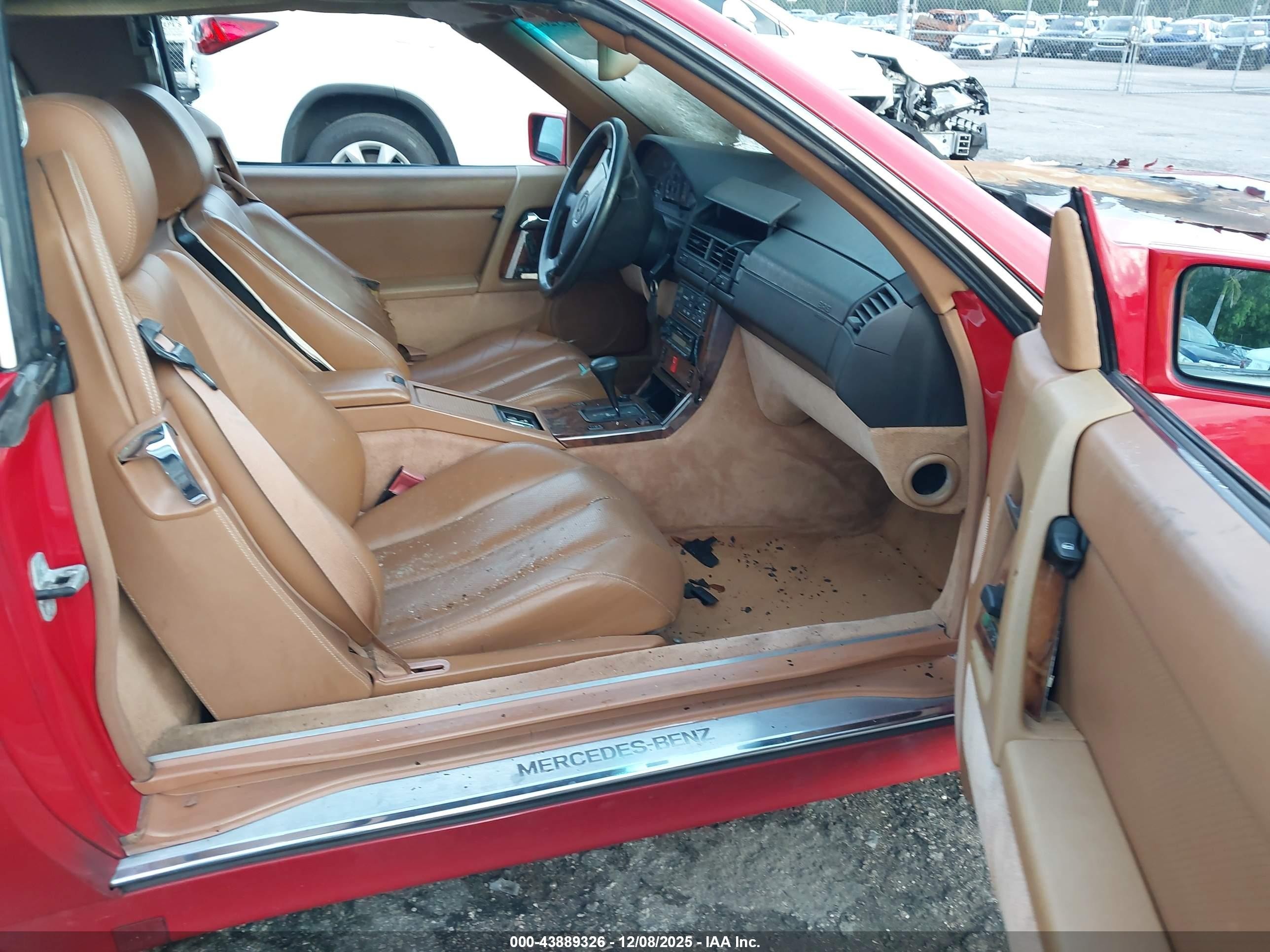 1992 Mercedes-benz 300 Sl Red vin: WDBFA61E3NF048082