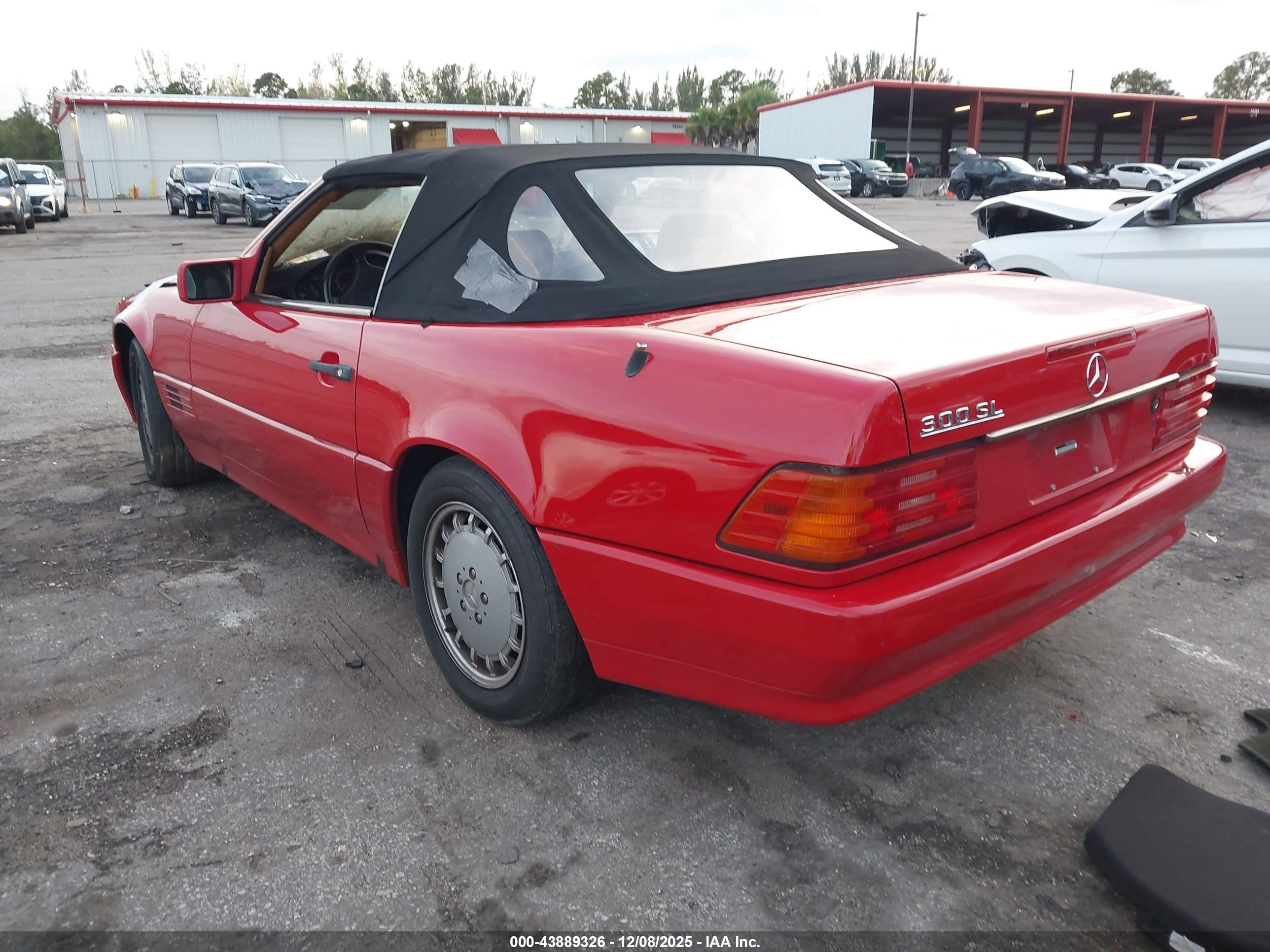 1992 Mercedes-benz 300 Sl Red vin: WDBFA61E3NF048082
