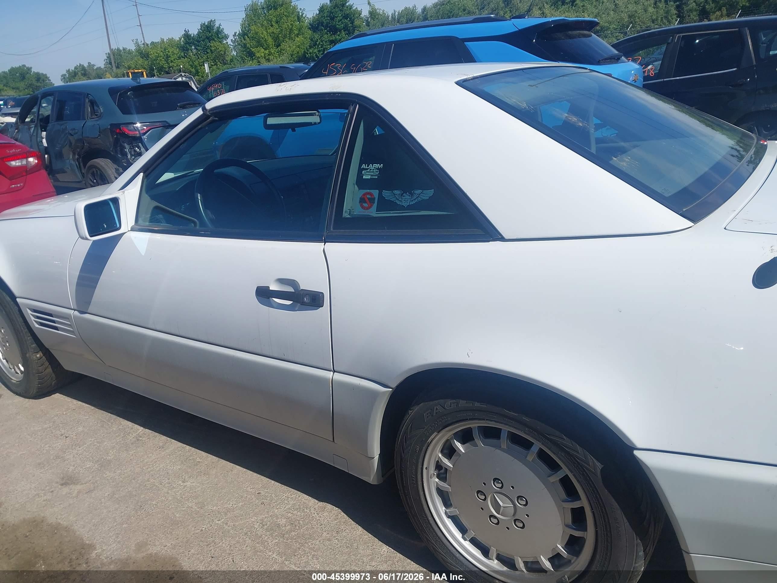 1992 Mercedes-benz 300 Sl White vin: WDBFA61E4NF042078