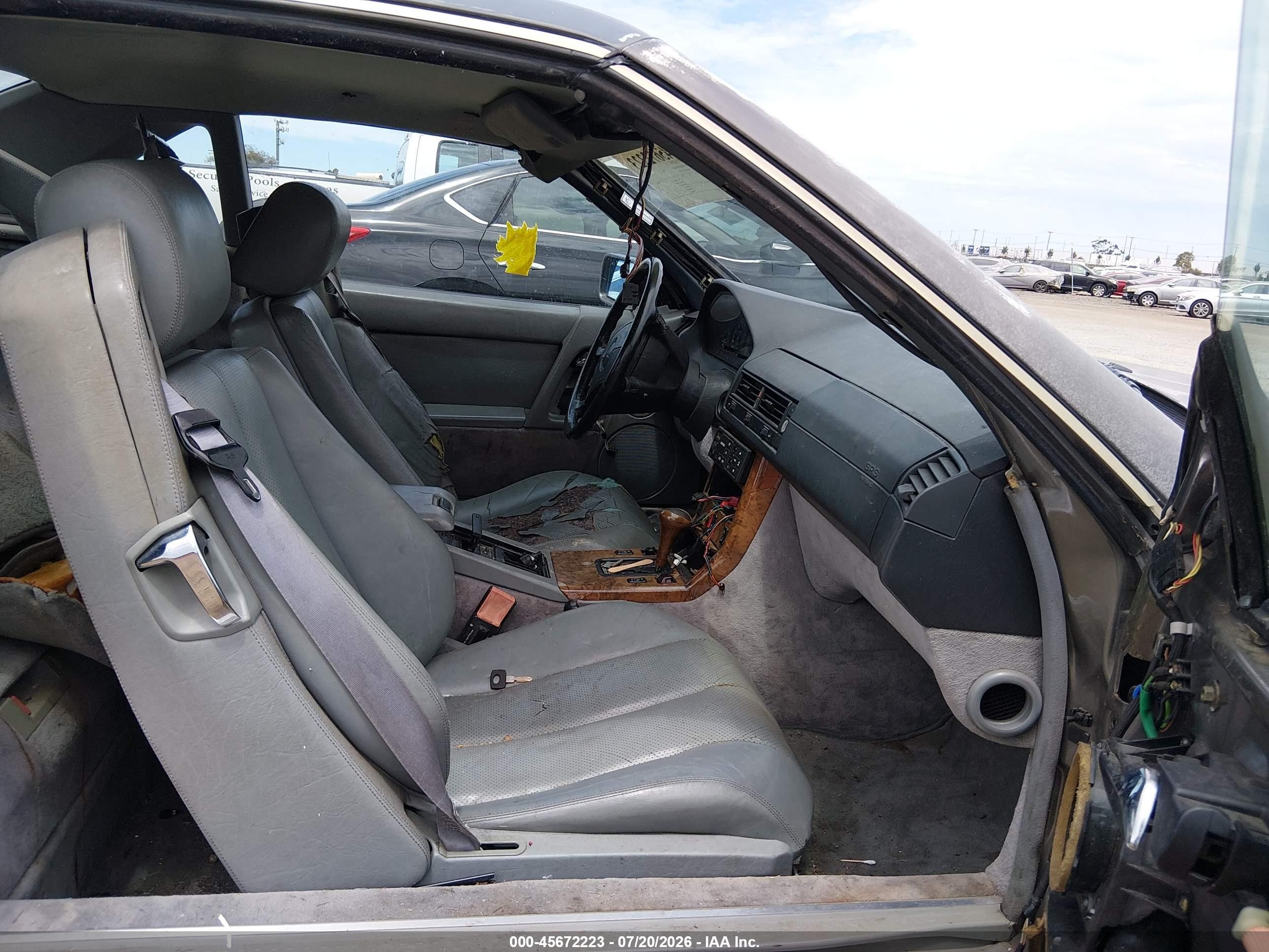 1990 Mercedes-benz 300 Sl Gray vin: WDBFA61E5LF007207