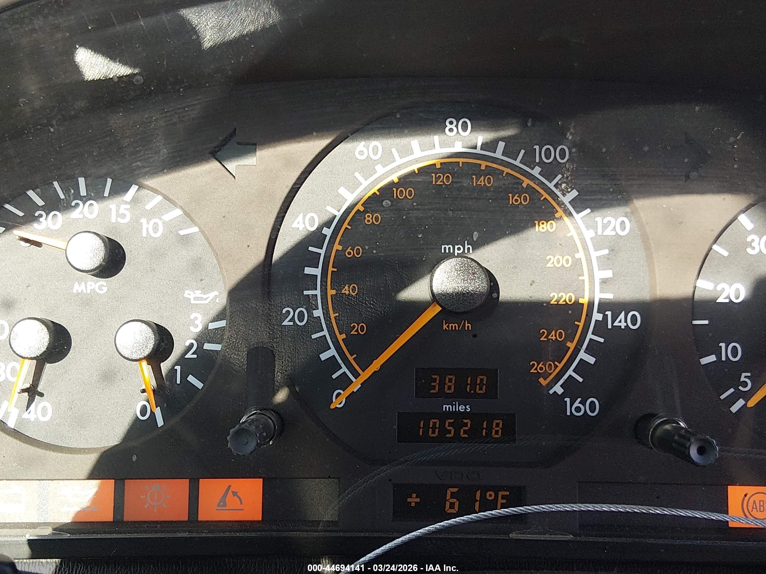1991 Mercedes-benz 300 Sl Золотой vin: WDBFA61E5MF024624