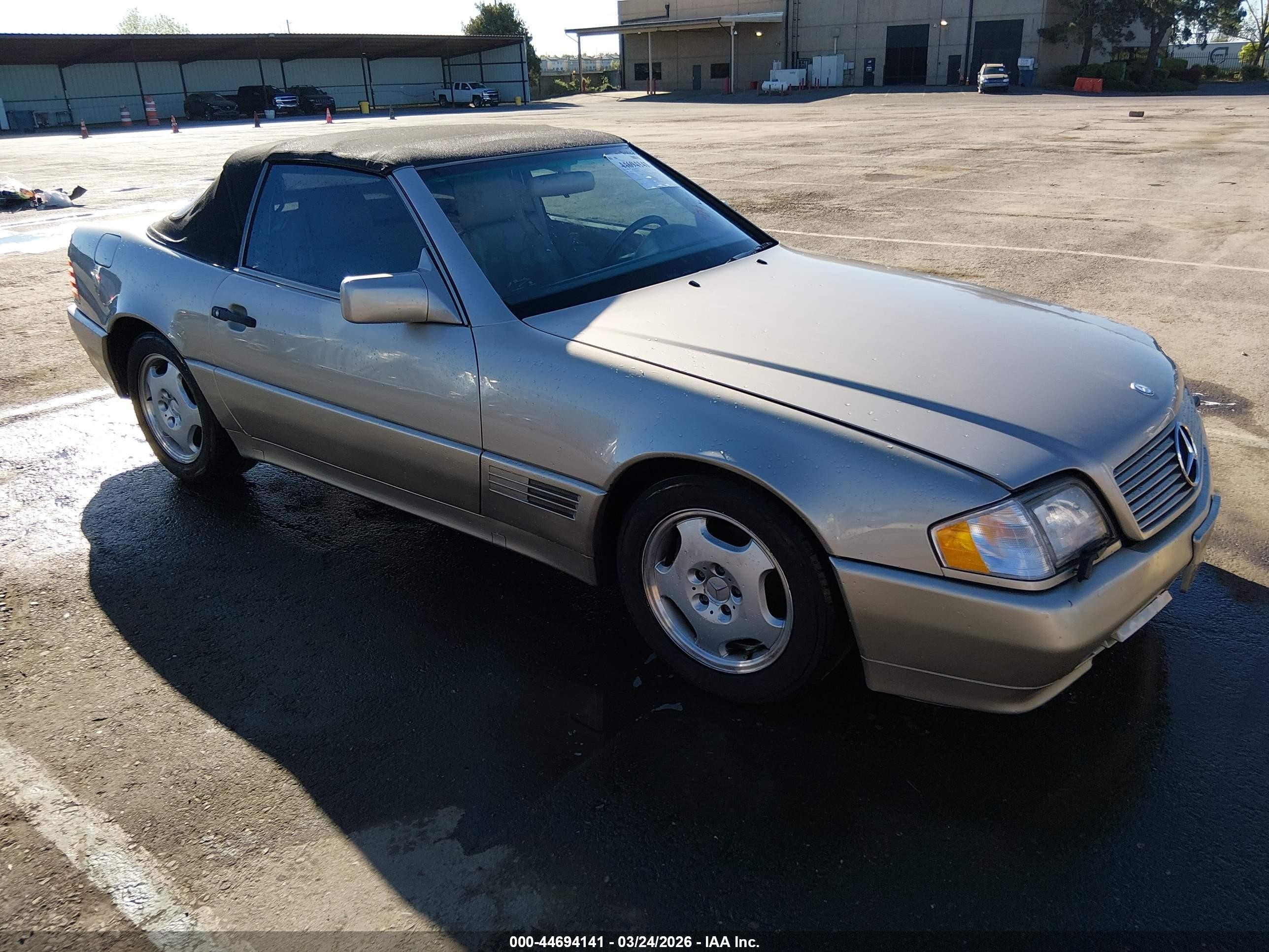 1991 Mercedes-benz 300 Sl Золотой vin: WDBFA61E5MF024624