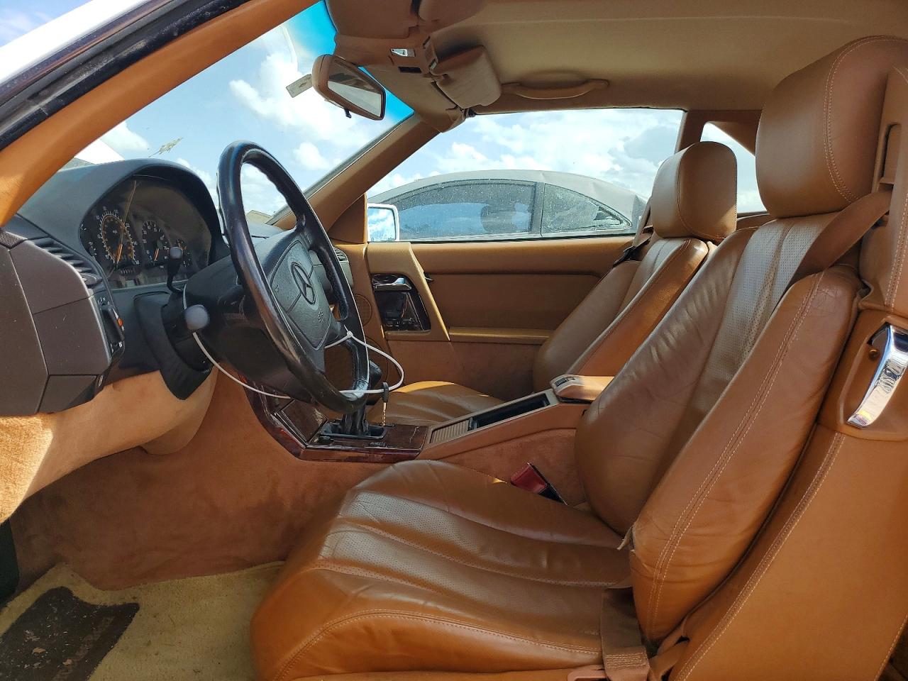 1992 Mercedes-benz 300 Sl White vin: WDBFA61E6NF047492