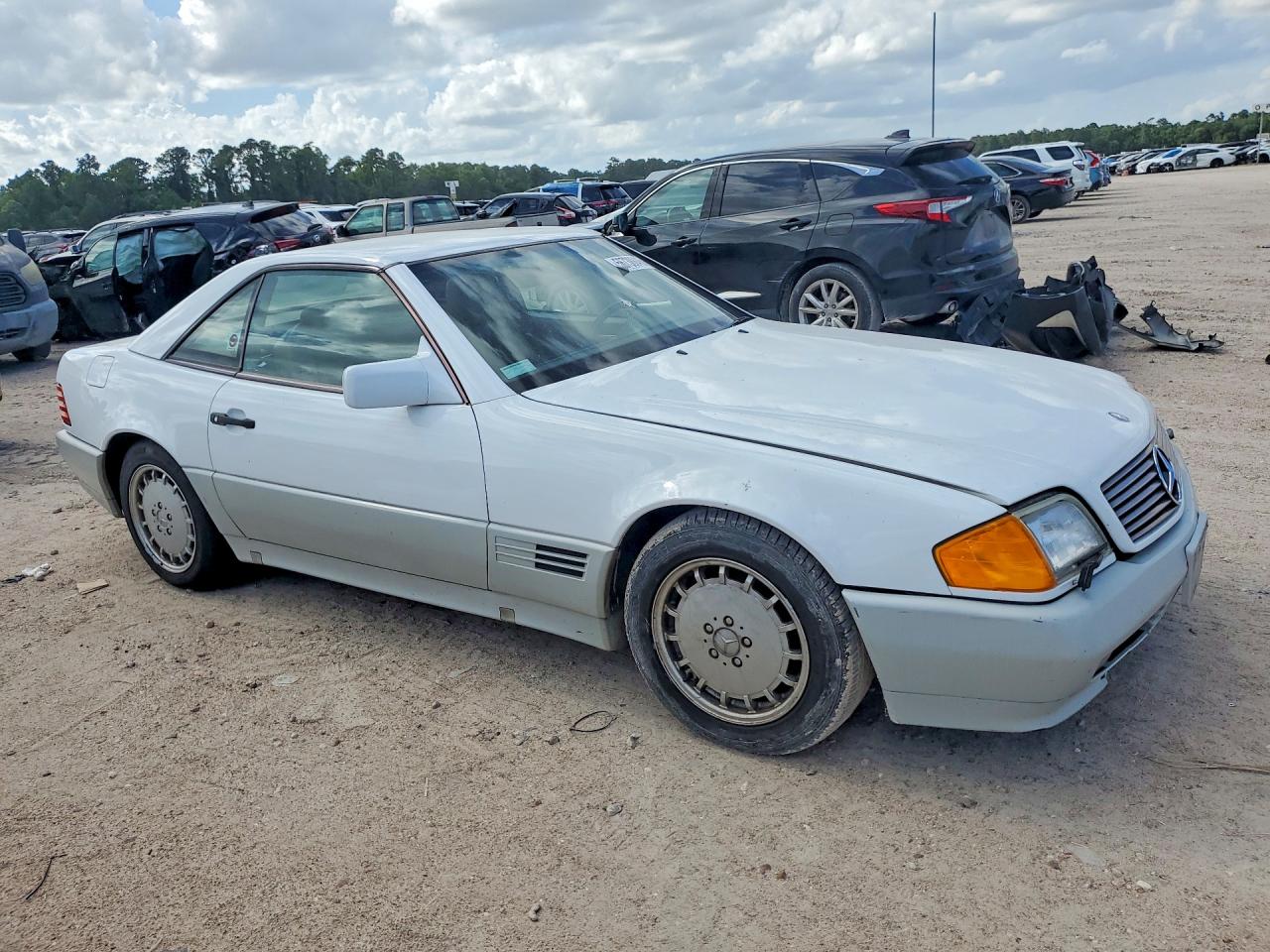 1992 Mercedes-benz 300 Sl White vin: WDBFA61E6NF047492