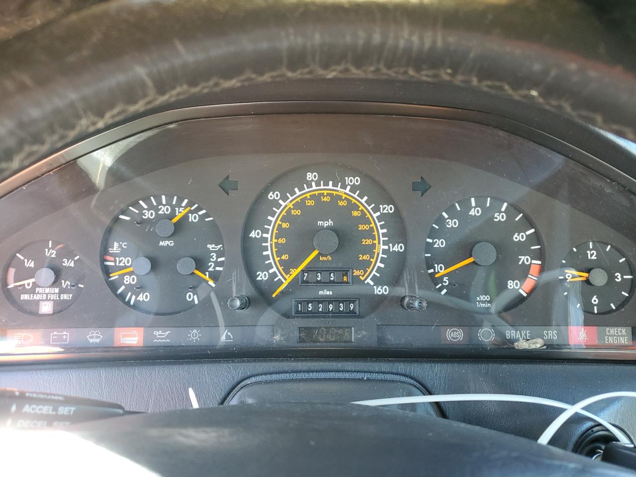 1991 Mercedes-benz 300 Sl White vin: WDBFA61E8MF018512