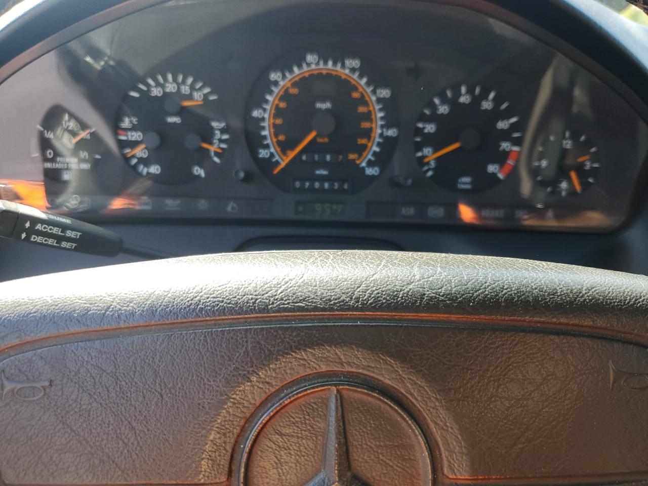 1992 Mercedes-benz 300 Sl Black vin: WDBFA61E8NF044495