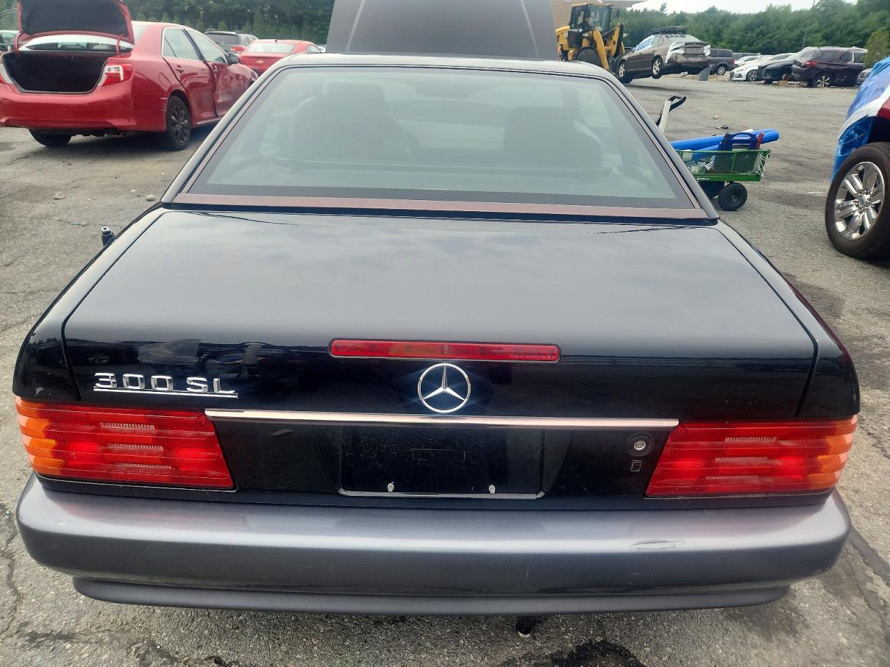 1992 Mercedes-benz 300 Sl Black vin: WDBFA61E8NF044495