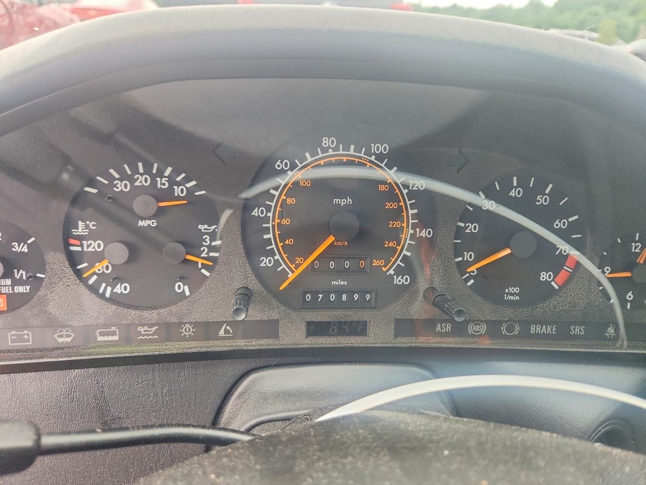 1992 Mercedes-benz 300 Sl Black vin: WDBFA61E8NF044495