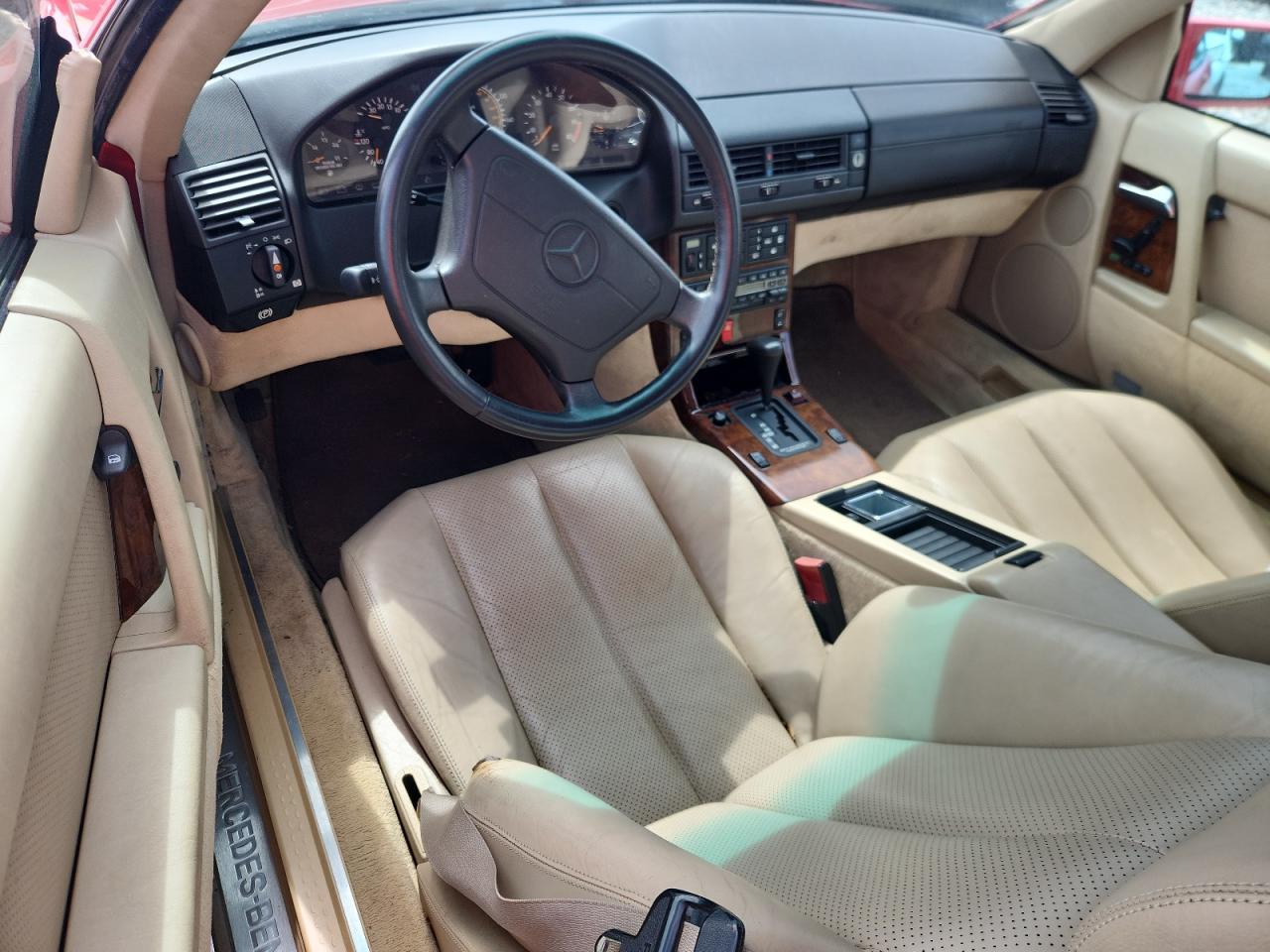 1993 Mercedes-benz 300 Sl Red vin: WDBFA61E8PF072963