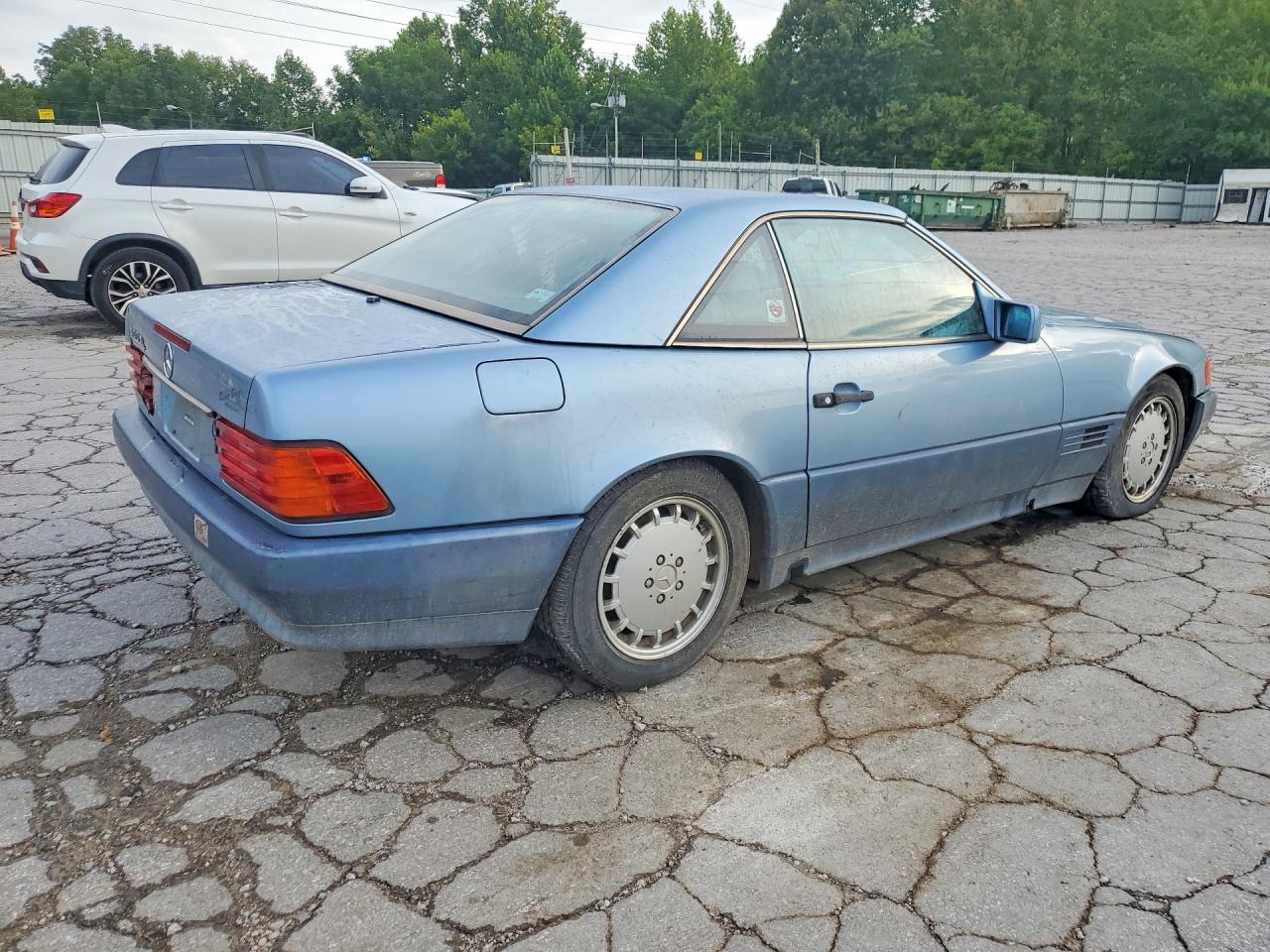 1990 Mercedes-benz 300 Sl Blue vin: WDBFA61E9LF006481
