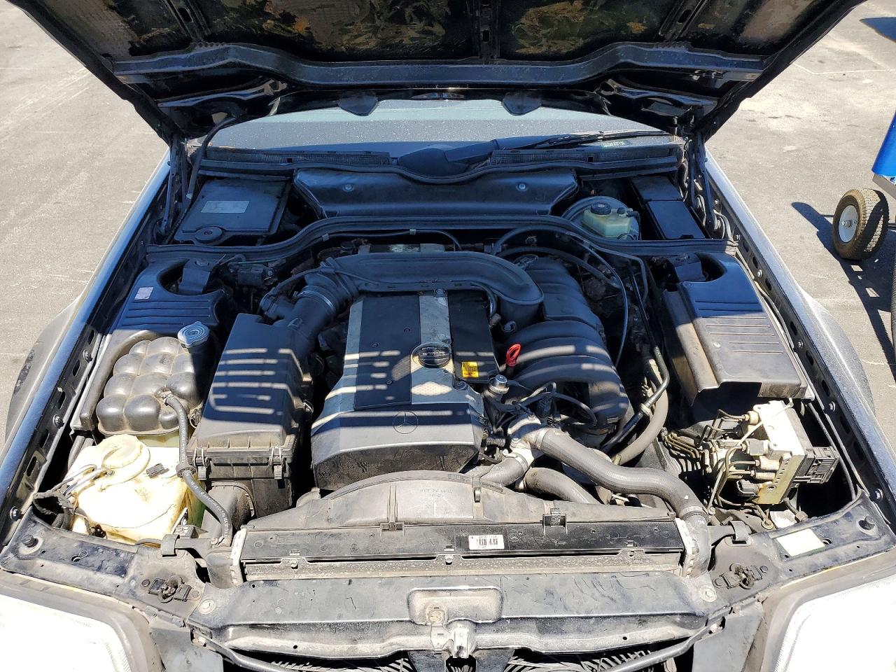 1996 Mercedes-benz Sl Black vin: WDBFA63F8TF128433