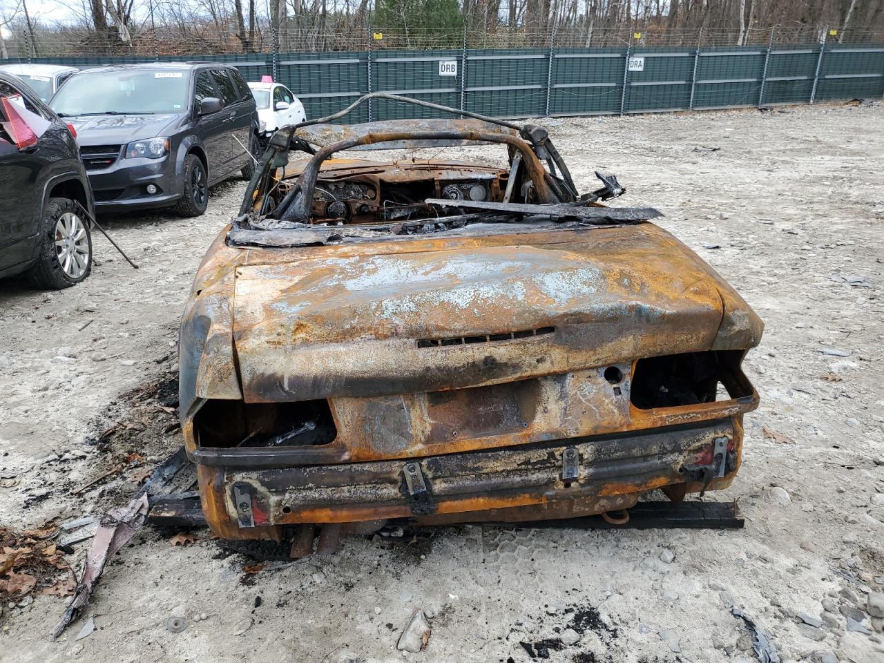 1990 Mercedes-benz 500 Sl Burn vin: WDBFA66E0LF005731