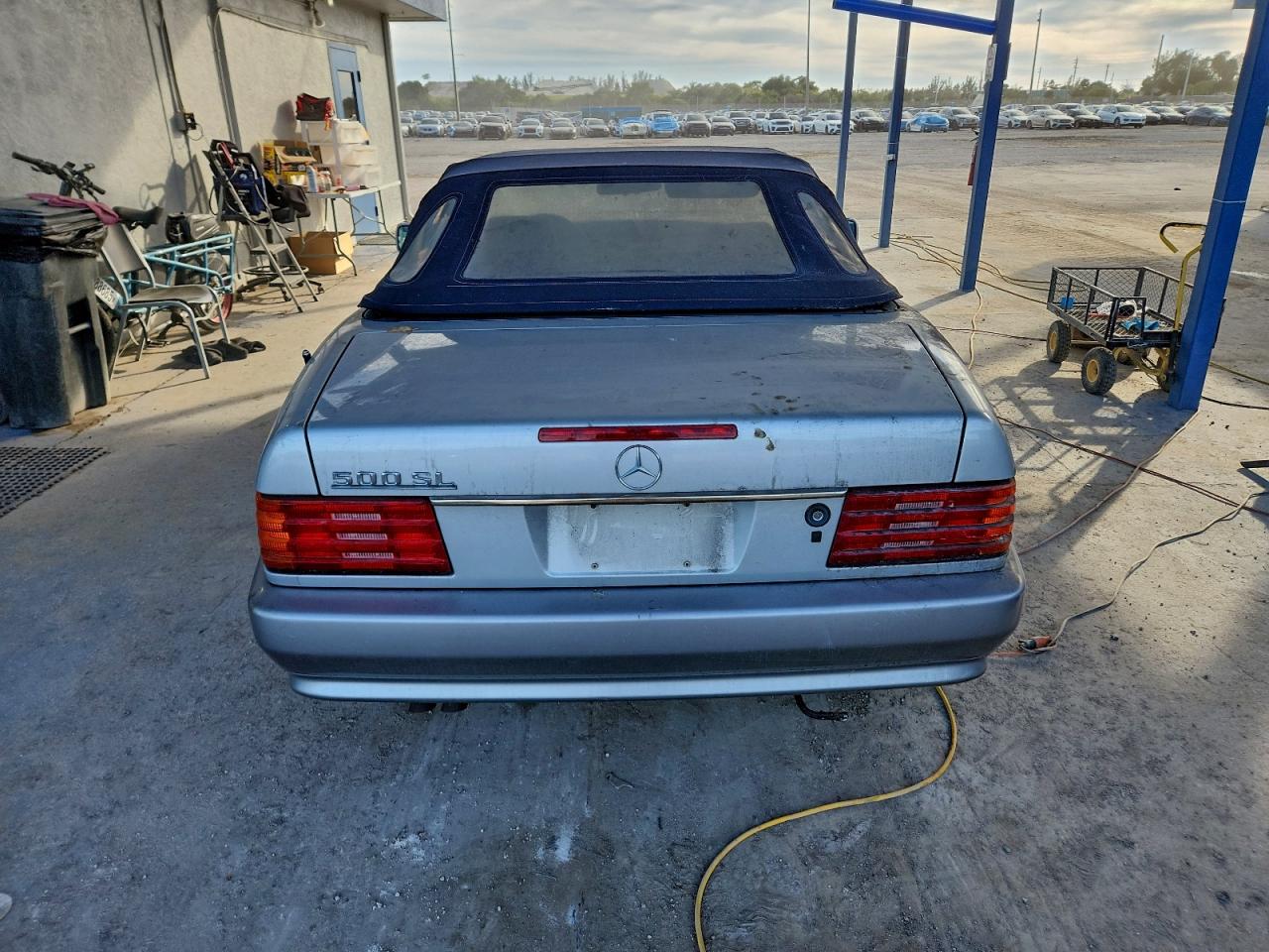 1990 Mercedes-benz 500 Sl Silver vin: WDBFA66E3LF002855