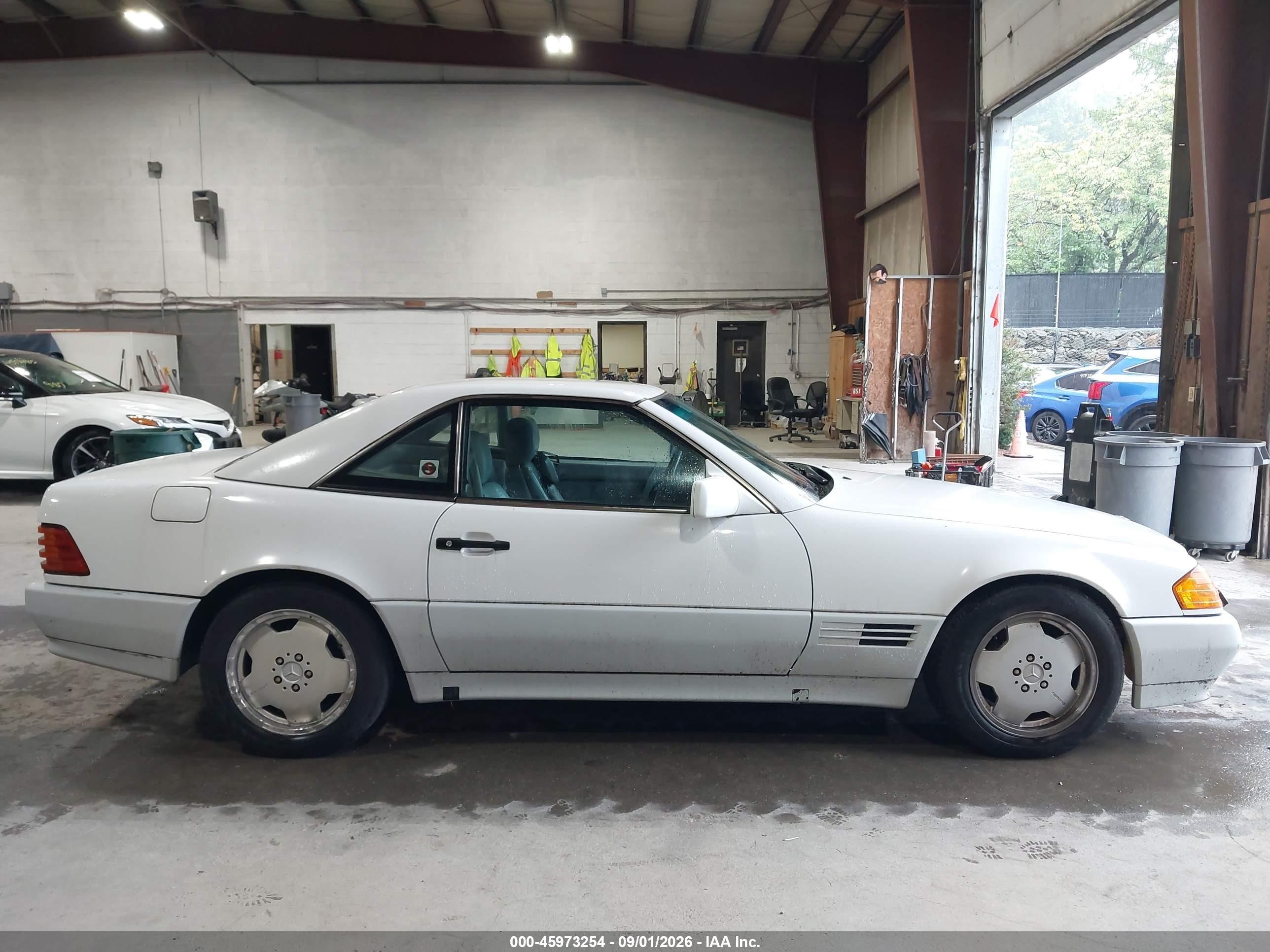 1991 Mercedes-benz 500 Sl White vin: WDBFA66E3MF034254