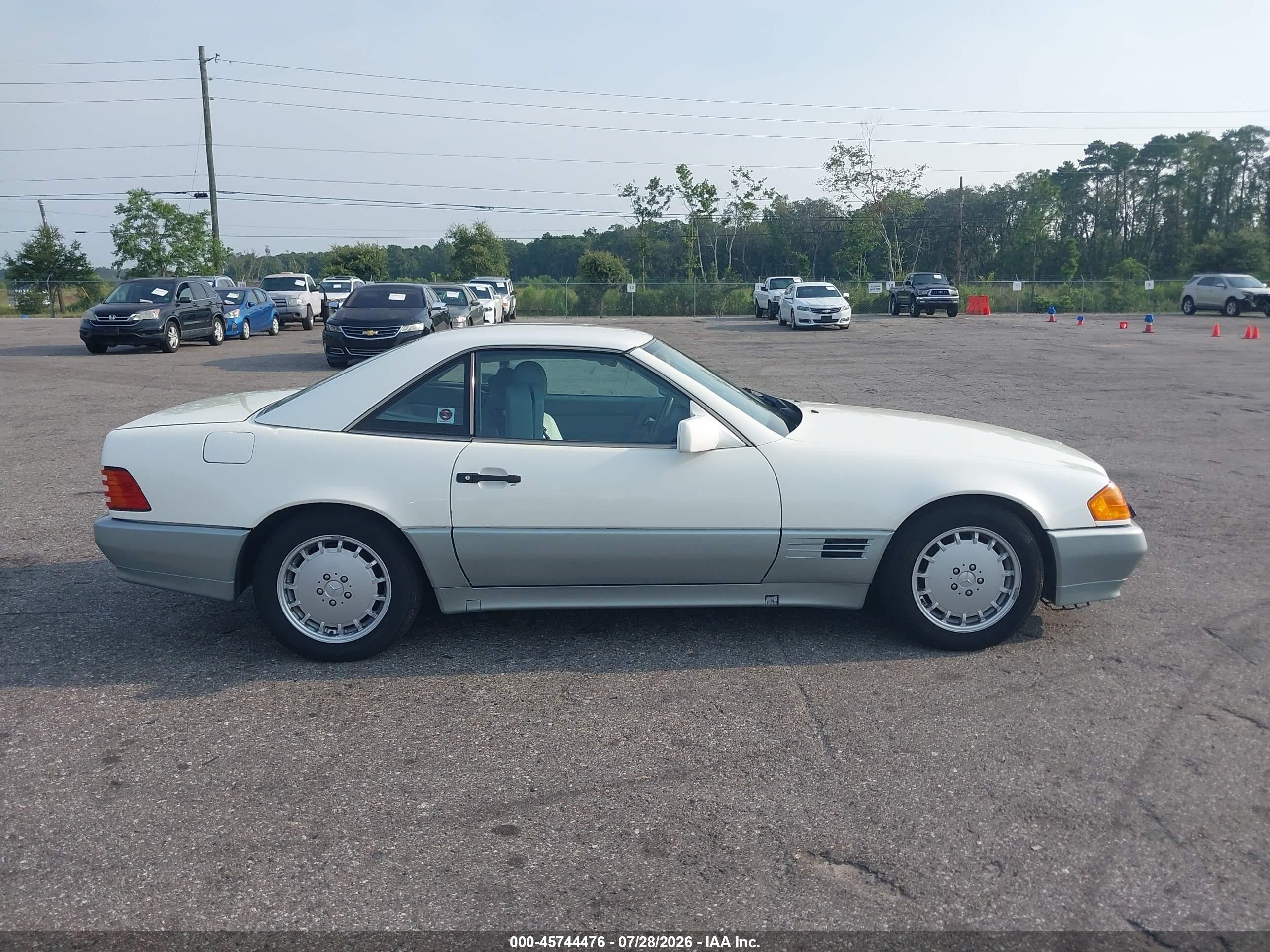 1991 Mercedes-benz 500 Sl White vin: WDBFA66E3MF036053