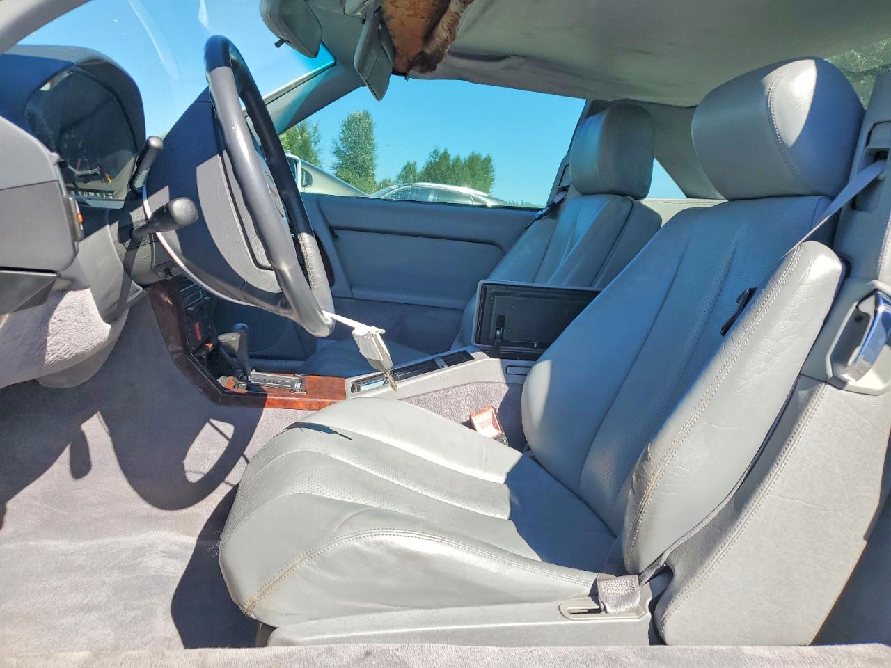 1992 Mercedes-benz 500 Sl Белый vin: WDBFA66E3NF039004