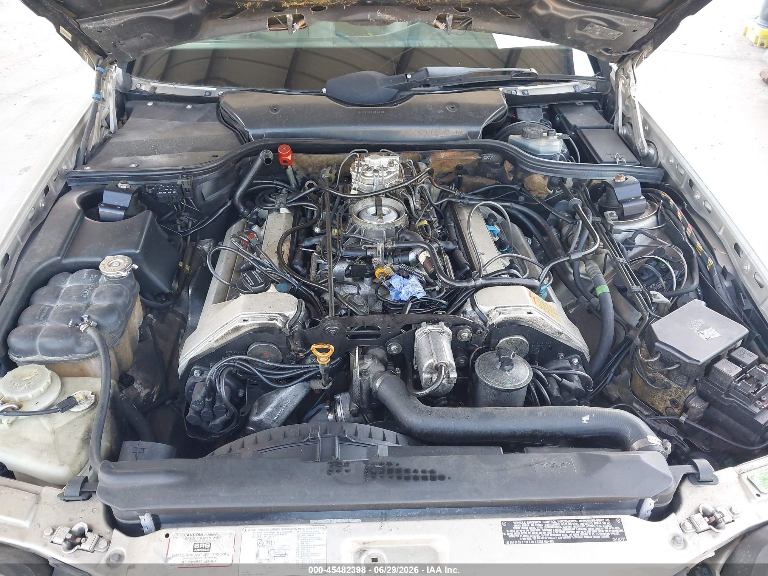 1992 Mercedes-benz 500 Sl Серый vin: WDBFA66E5NF049520