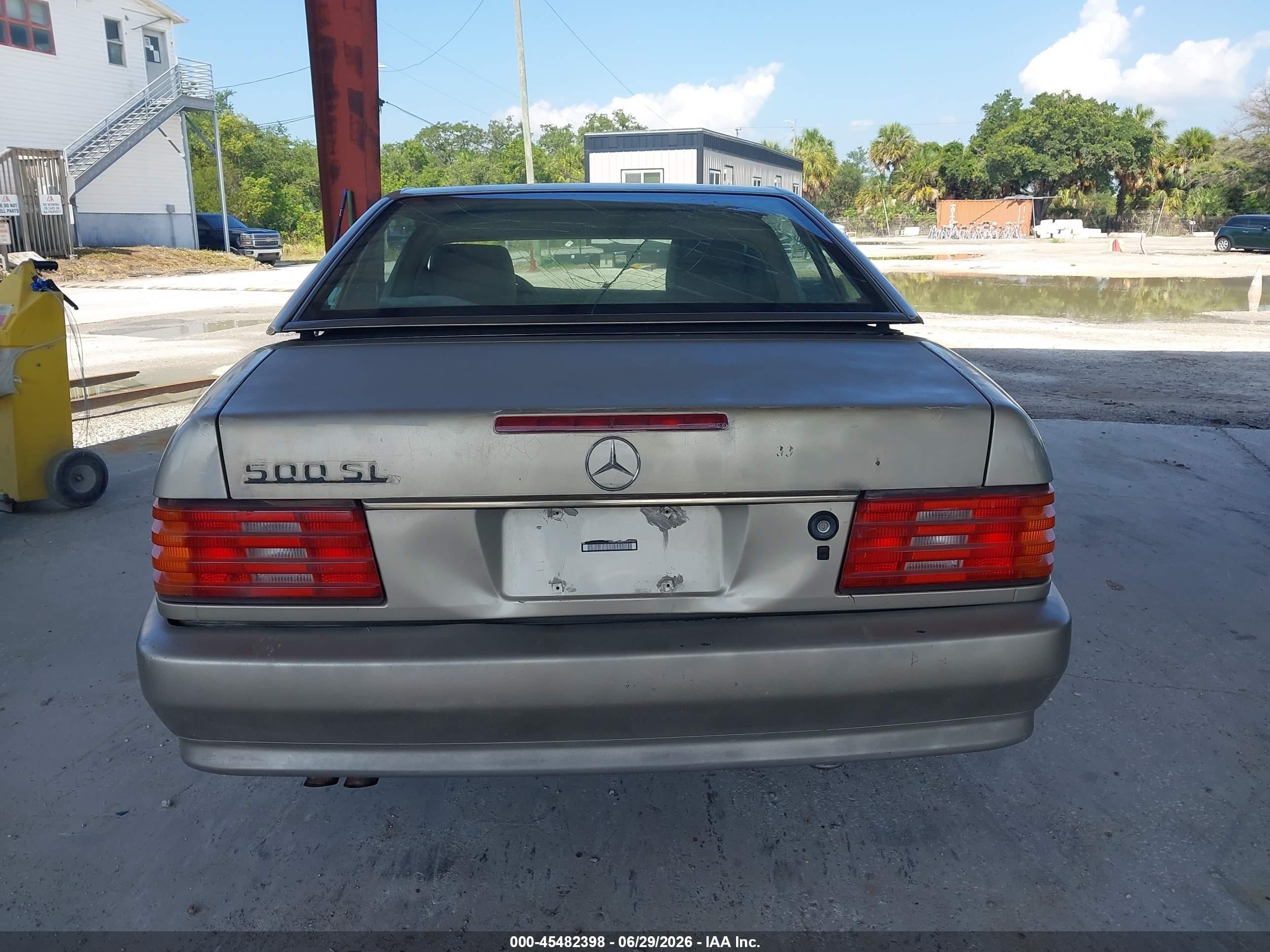 1992 Mercedes-benz 500 Sl Серый vin: WDBFA66E5NF049520