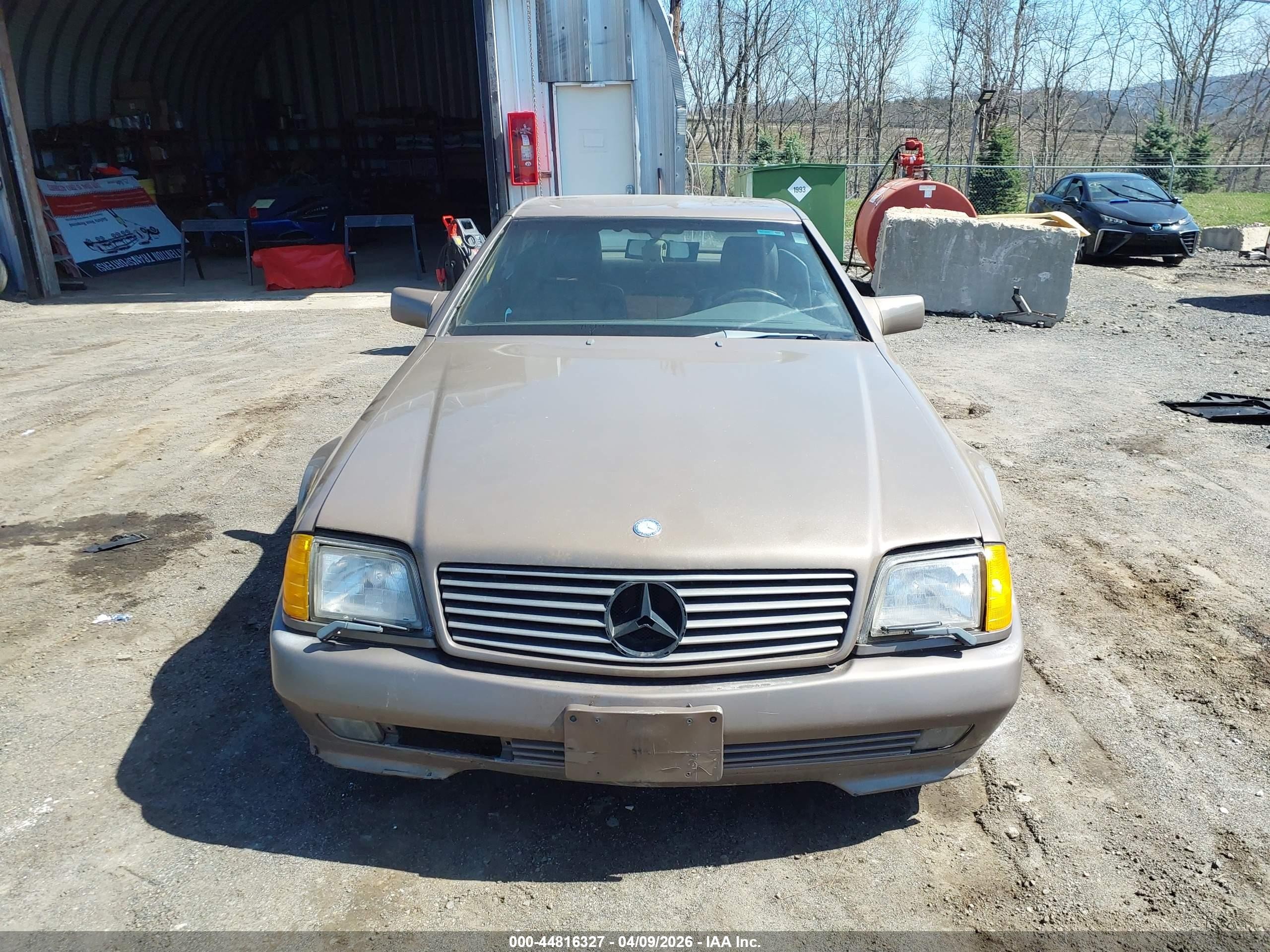 1990 Mercedes-benz 500 Sl Brown vin: WDBFA66E6LF009721