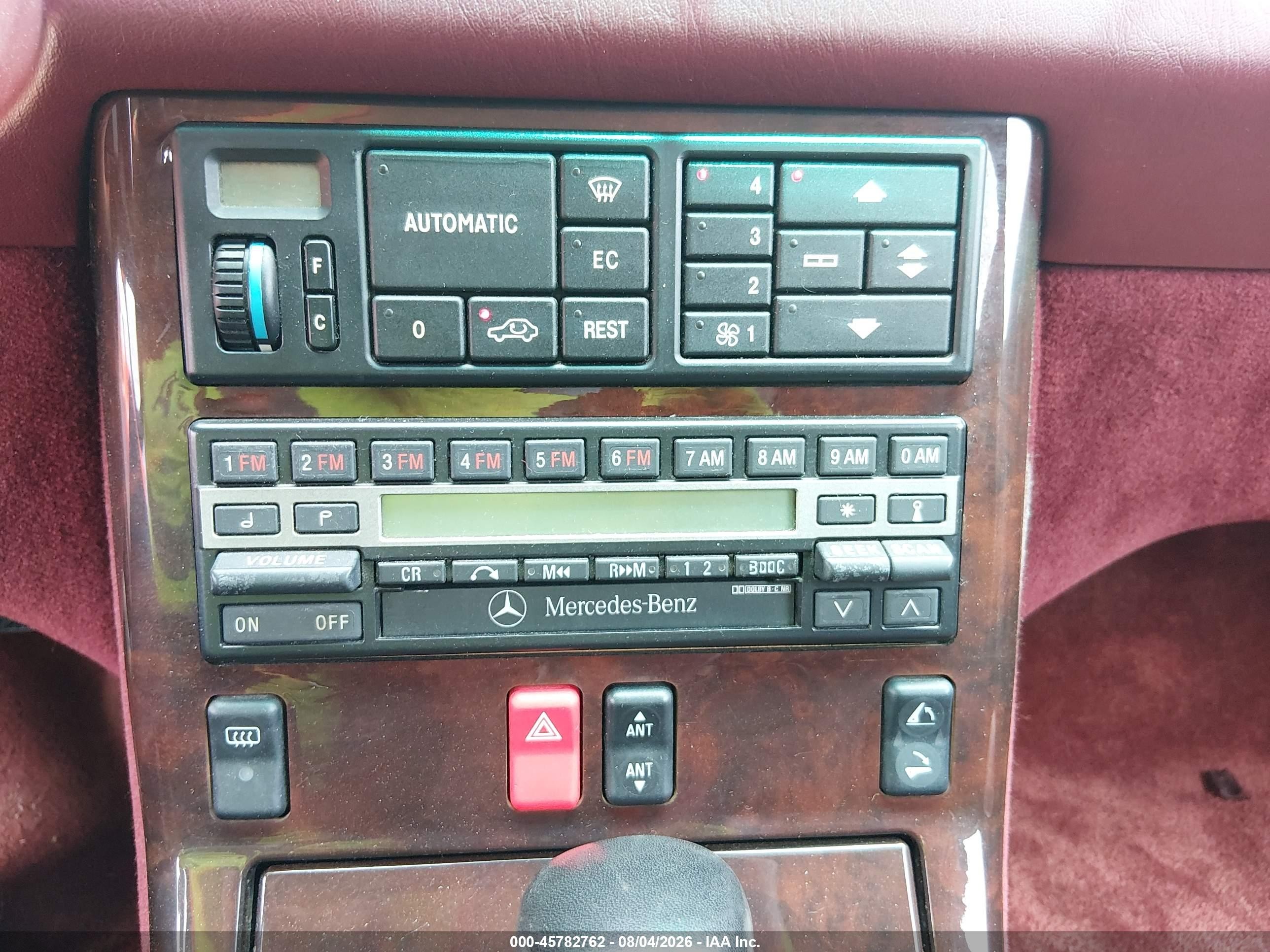 1990 Mercedes-benz 500 Sl Бордовый vin: WDBFA66E7LF004978