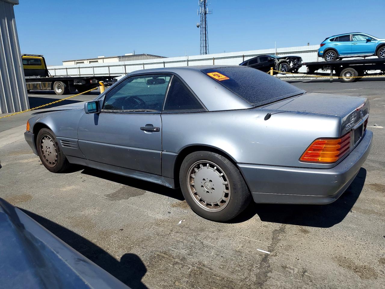1990 Mercedes-benz 500 Sl Silver vin: WDBFA66E7LF011557