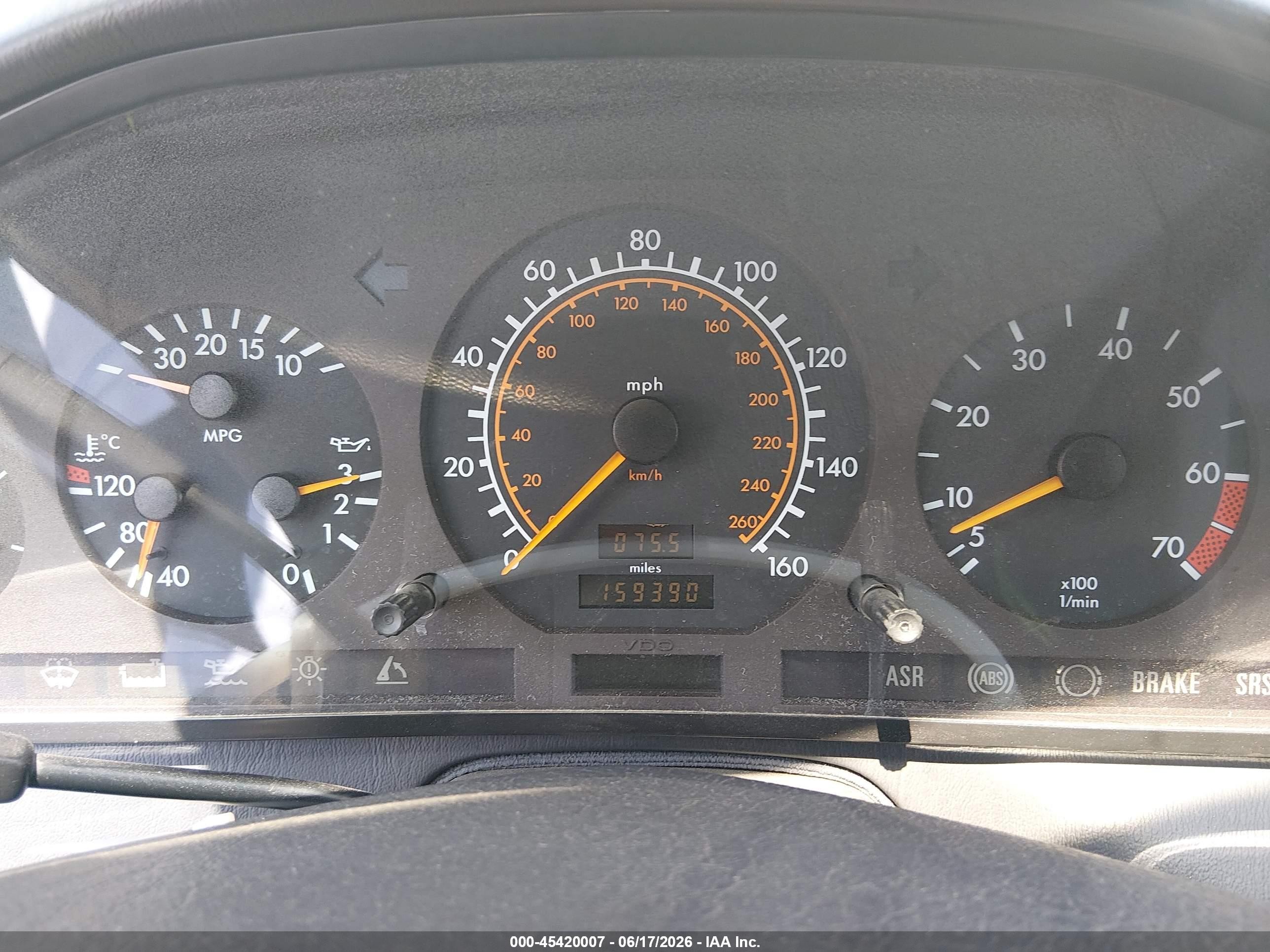 1995 Mercedes-benz Sl 500 Белый vin: WDBFA67E0SF125607