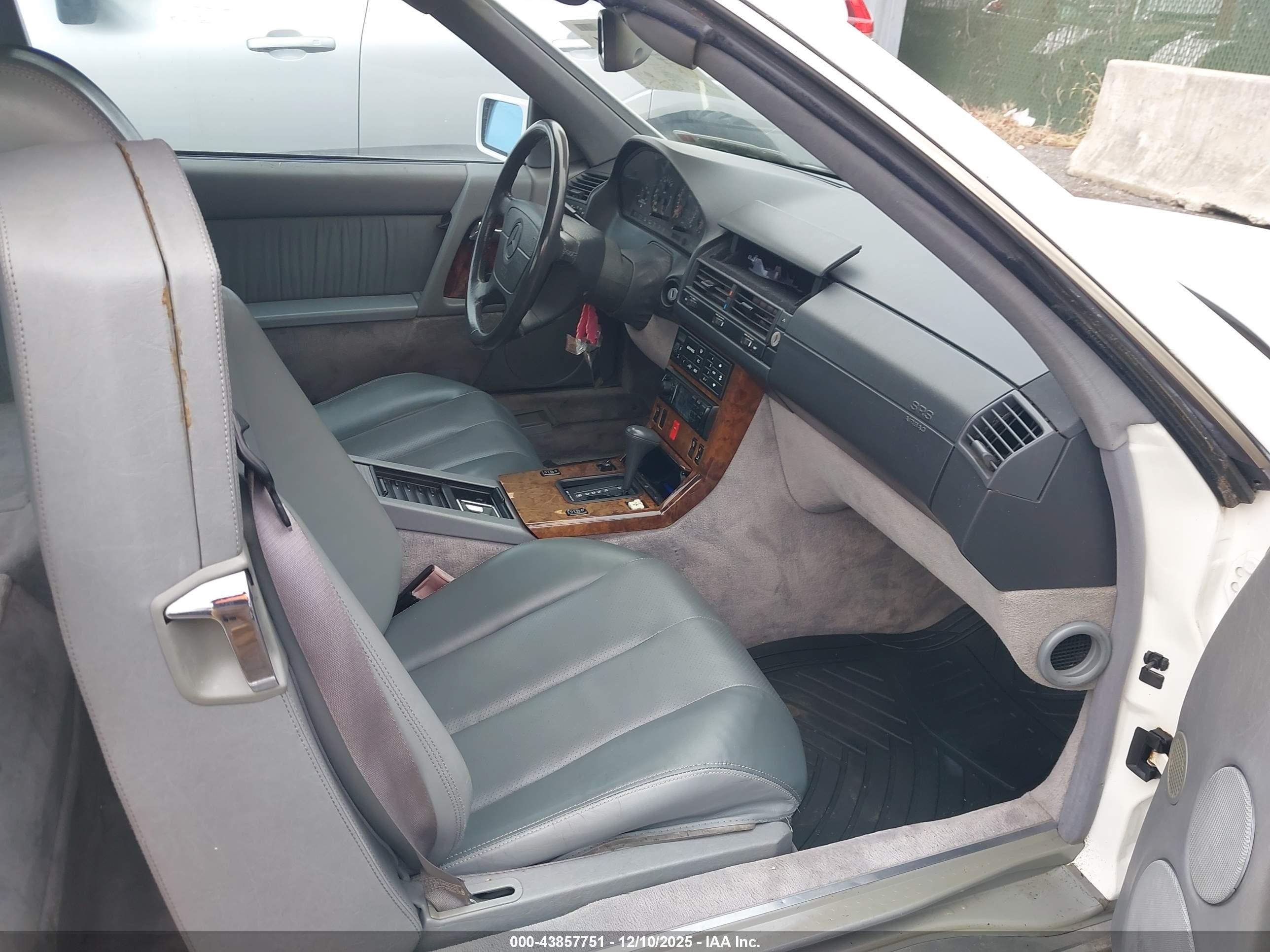 1994 Mercedes-benz Sl 500 White vin: WDBFA67E3RF089714