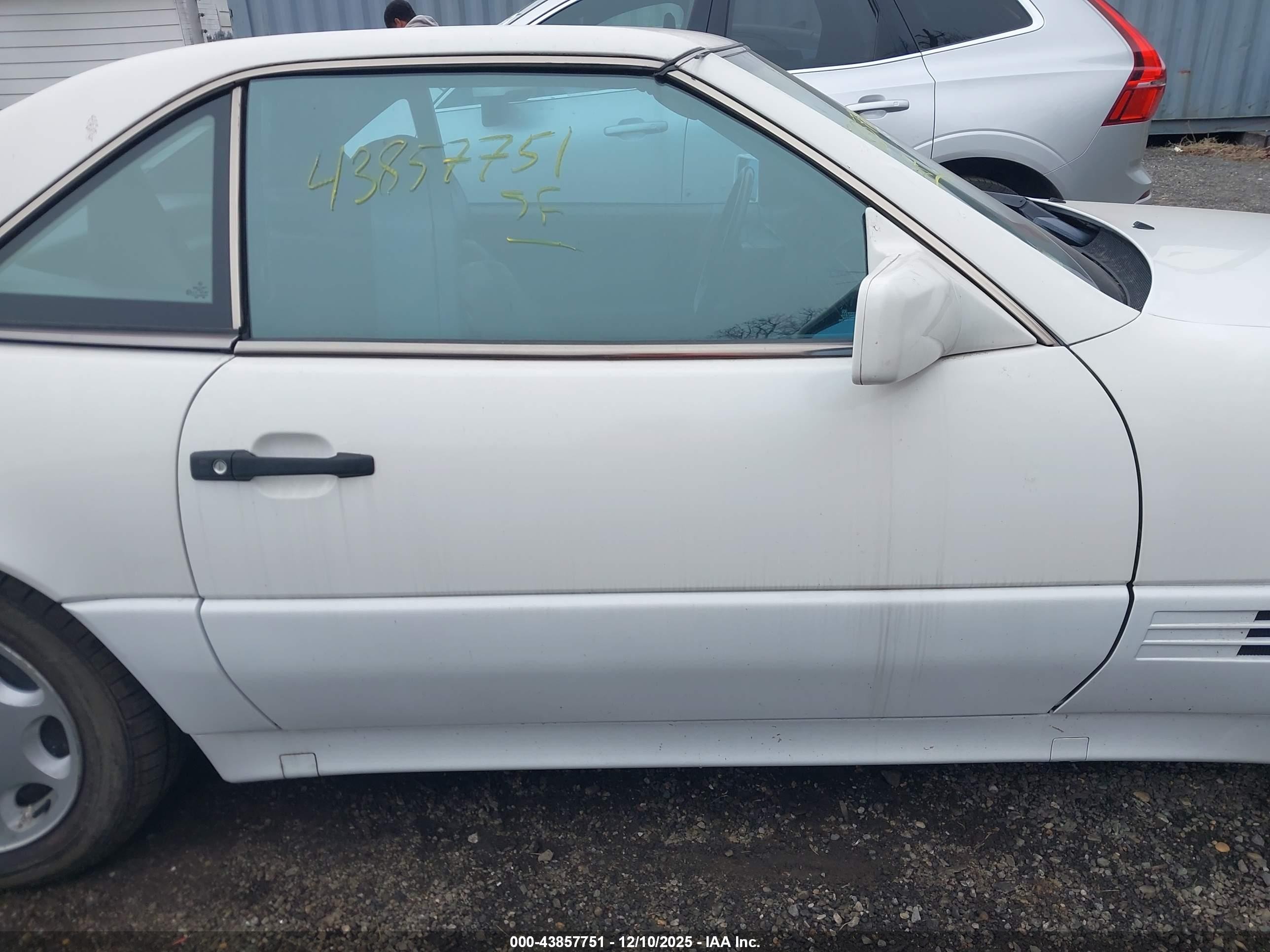 1994 Mercedes-benz Sl 500 White vin: WDBFA67E3RF089714