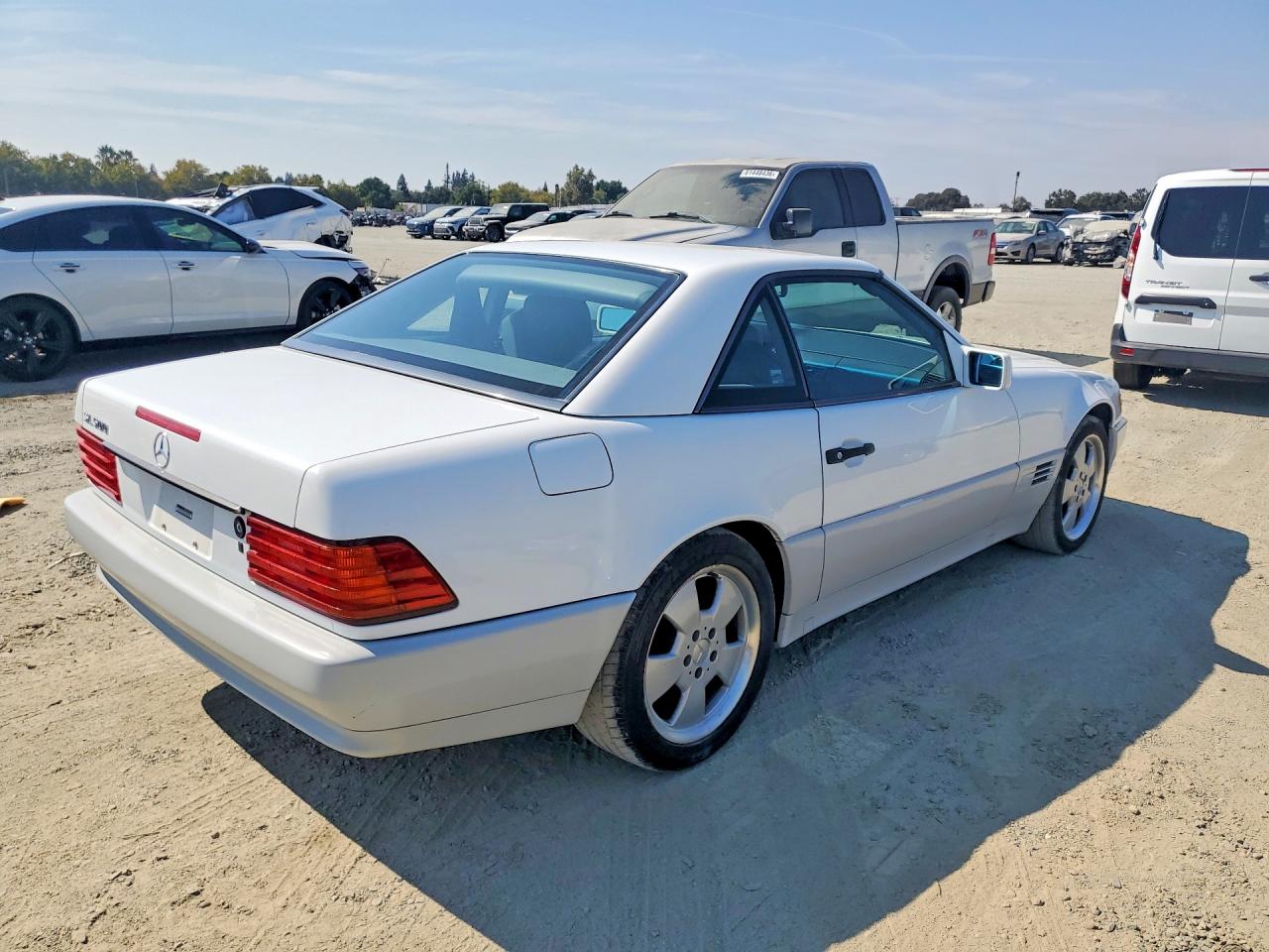1995 Mercedes-benz Sl 500 White vin: WDBFA67E3SF123849