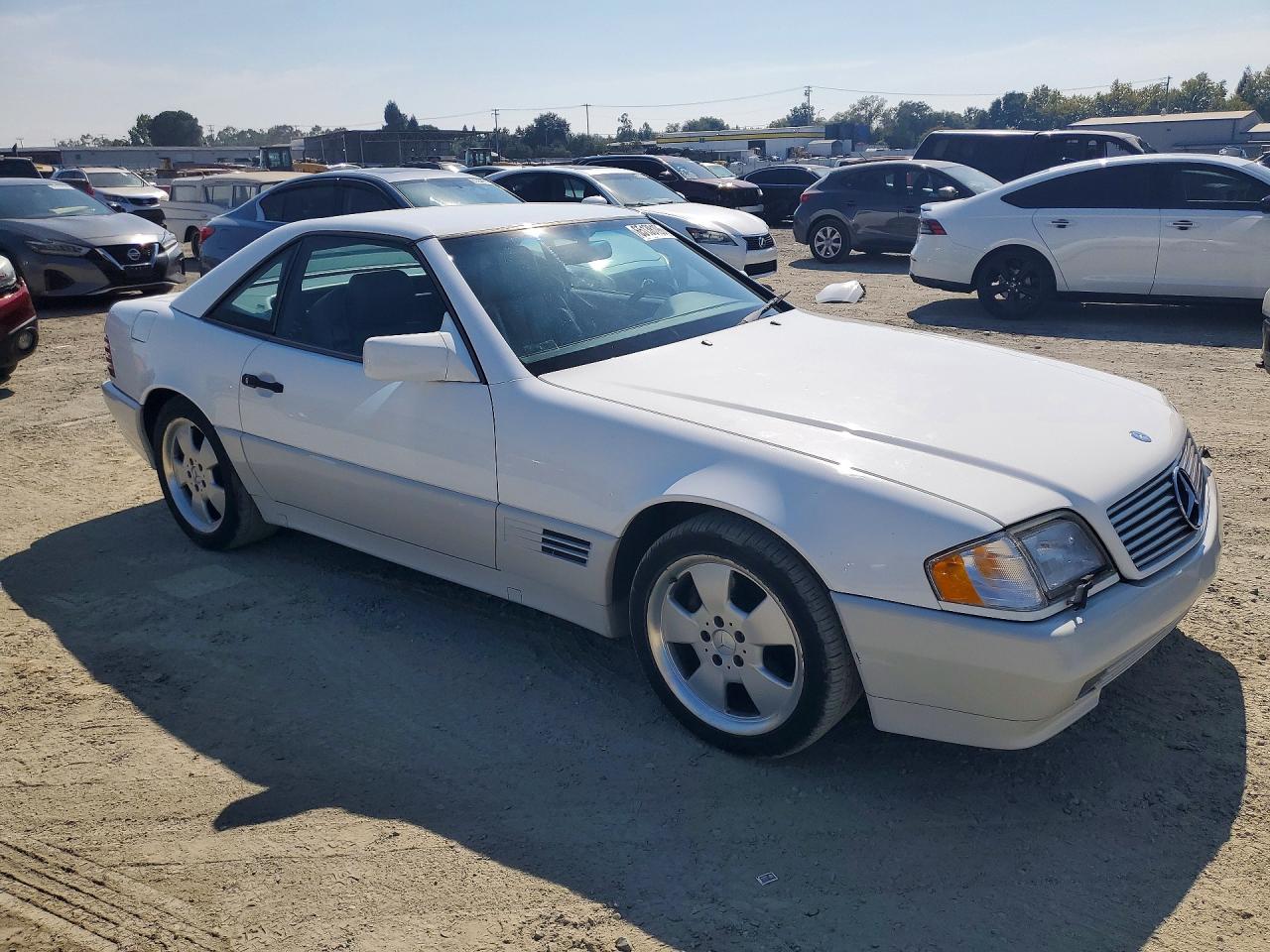 1995 Mercedes-benz Sl 500 White vin: WDBFA67E3SF123849