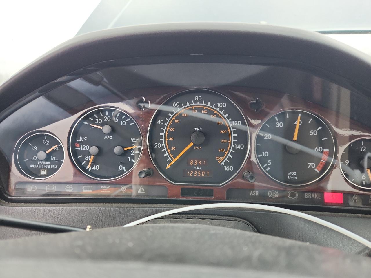 1994 Mercedes-benz Sl 500 Green vin: WDBFA67E5RF102690