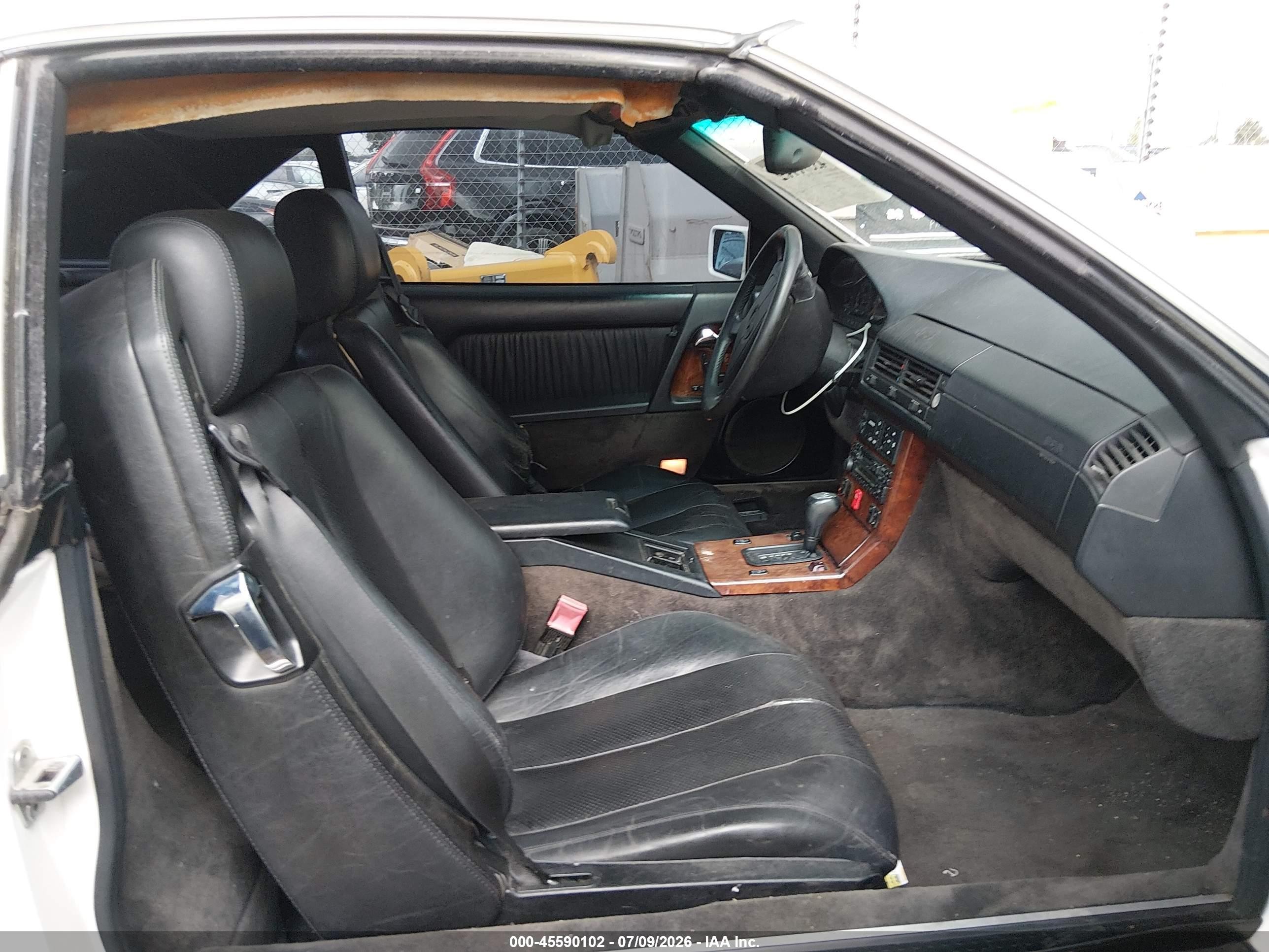 1995 Mercedes-benz Sl 500 White vin: WDBFA67E8SF112071