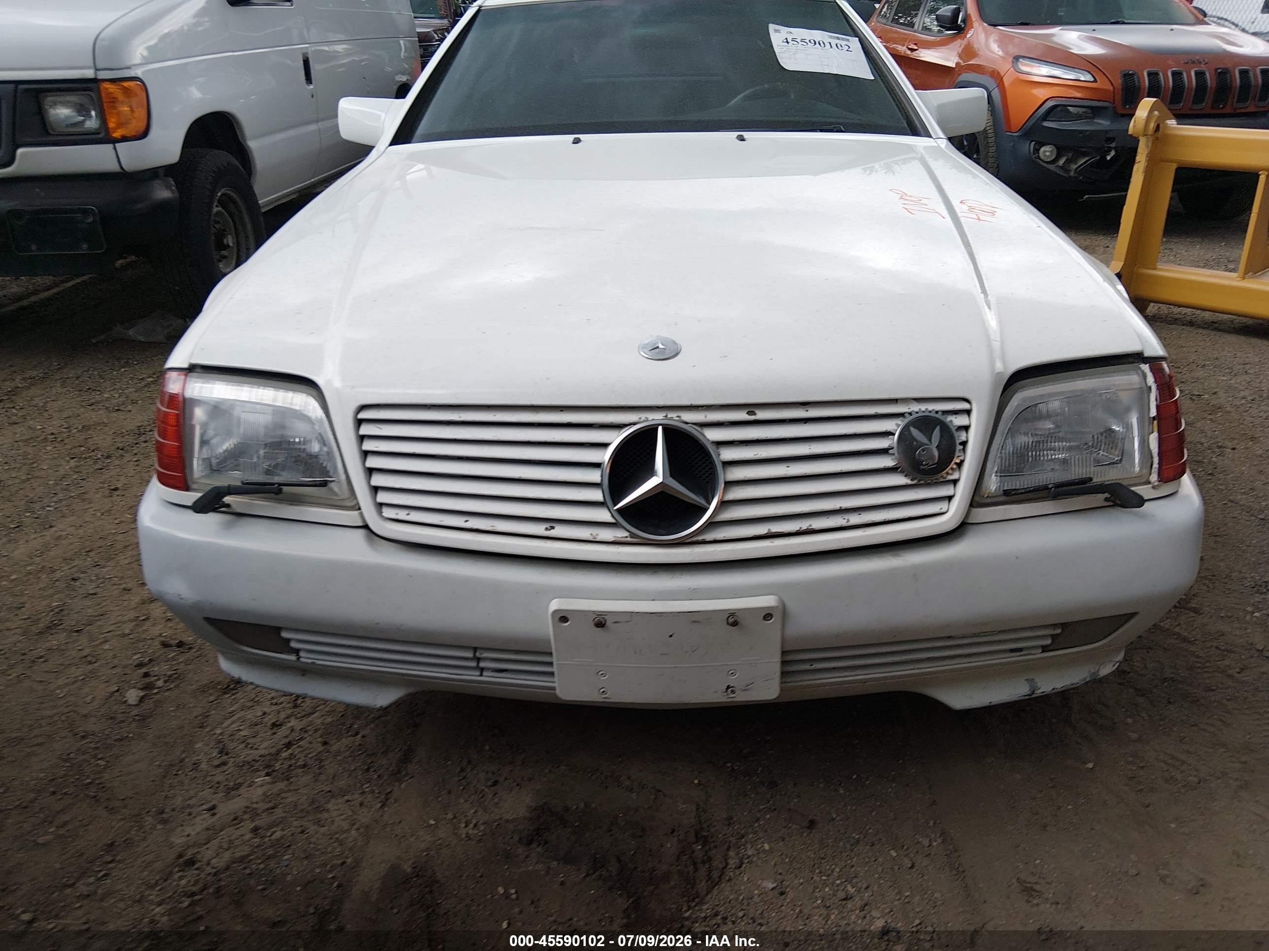 1995 Mercedes-benz Sl 500 White vin: WDBFA67E8SF112071