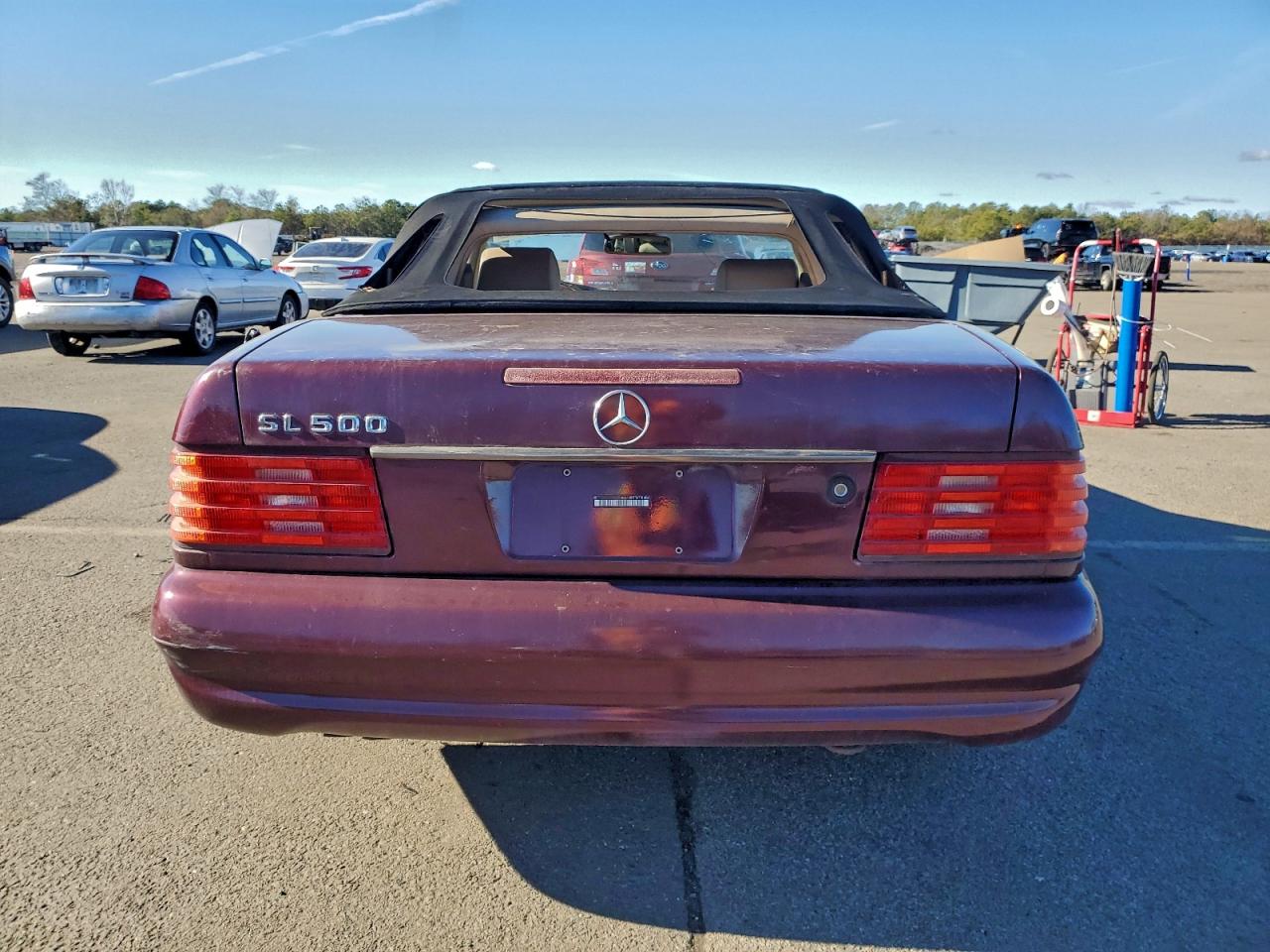 1998 Mercedes-benz Sl 500 Бордовый vin: WDBFA67F1WF161952