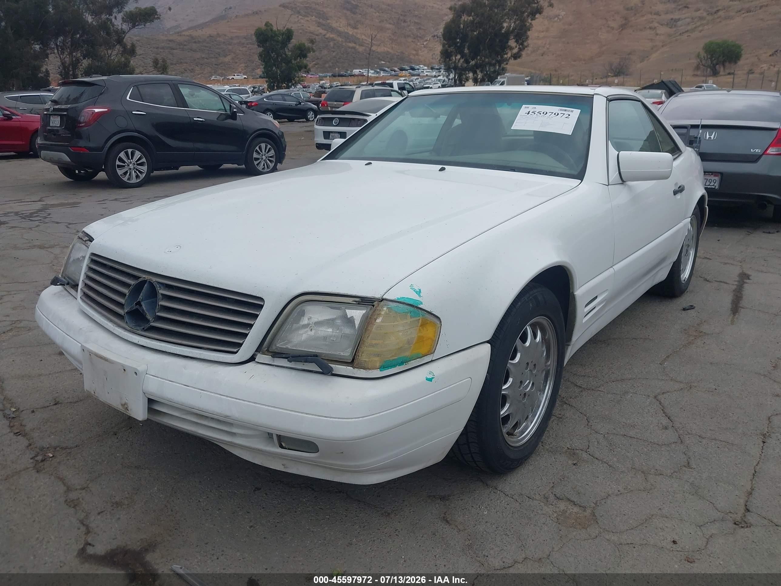 1998 Mercedes-benz Sl 500   White vin: WDBFA67F4WF161959