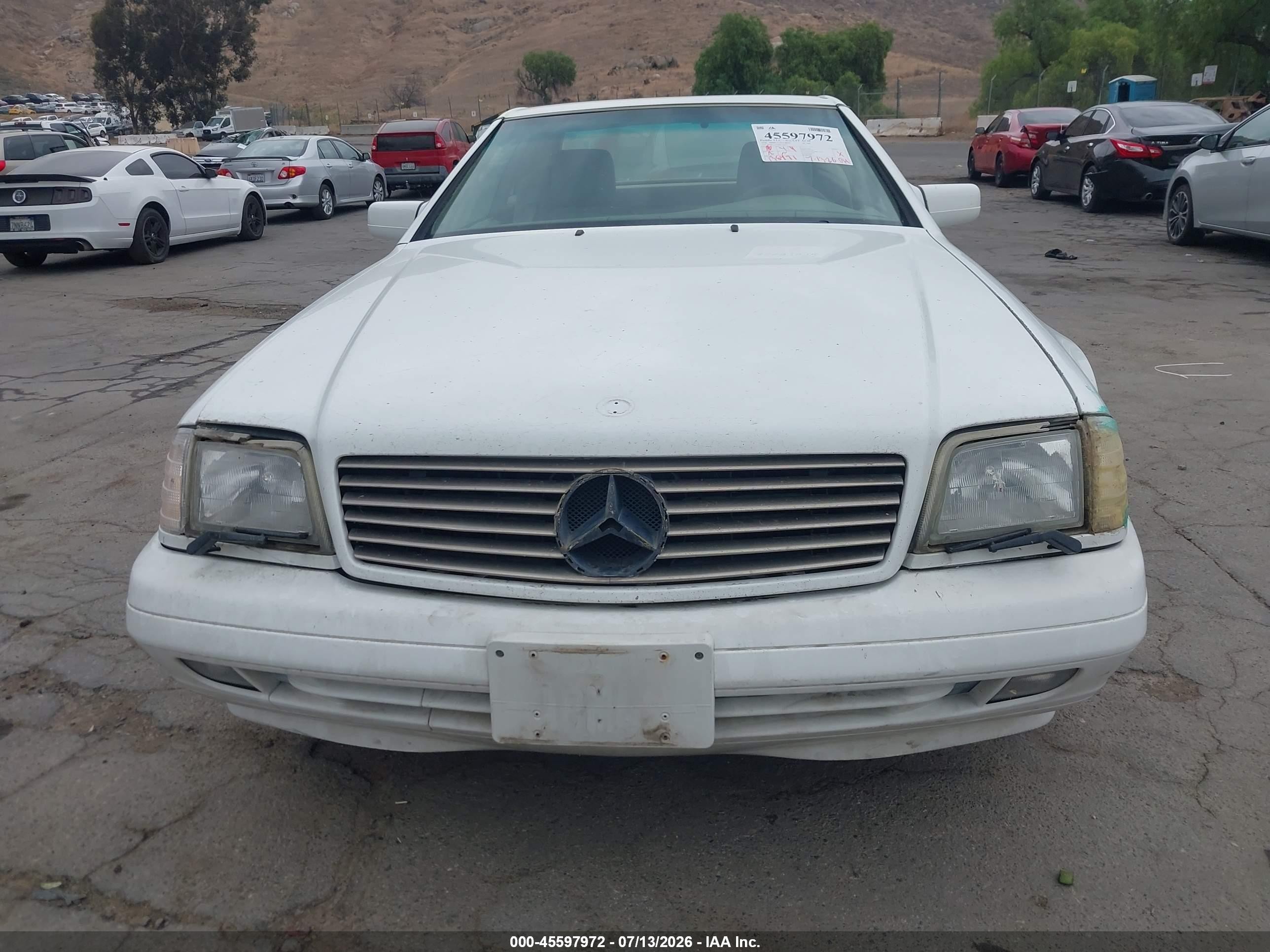 1998 Mercedes-benz Sl 500   White vin: WDBFA67F4WF161959