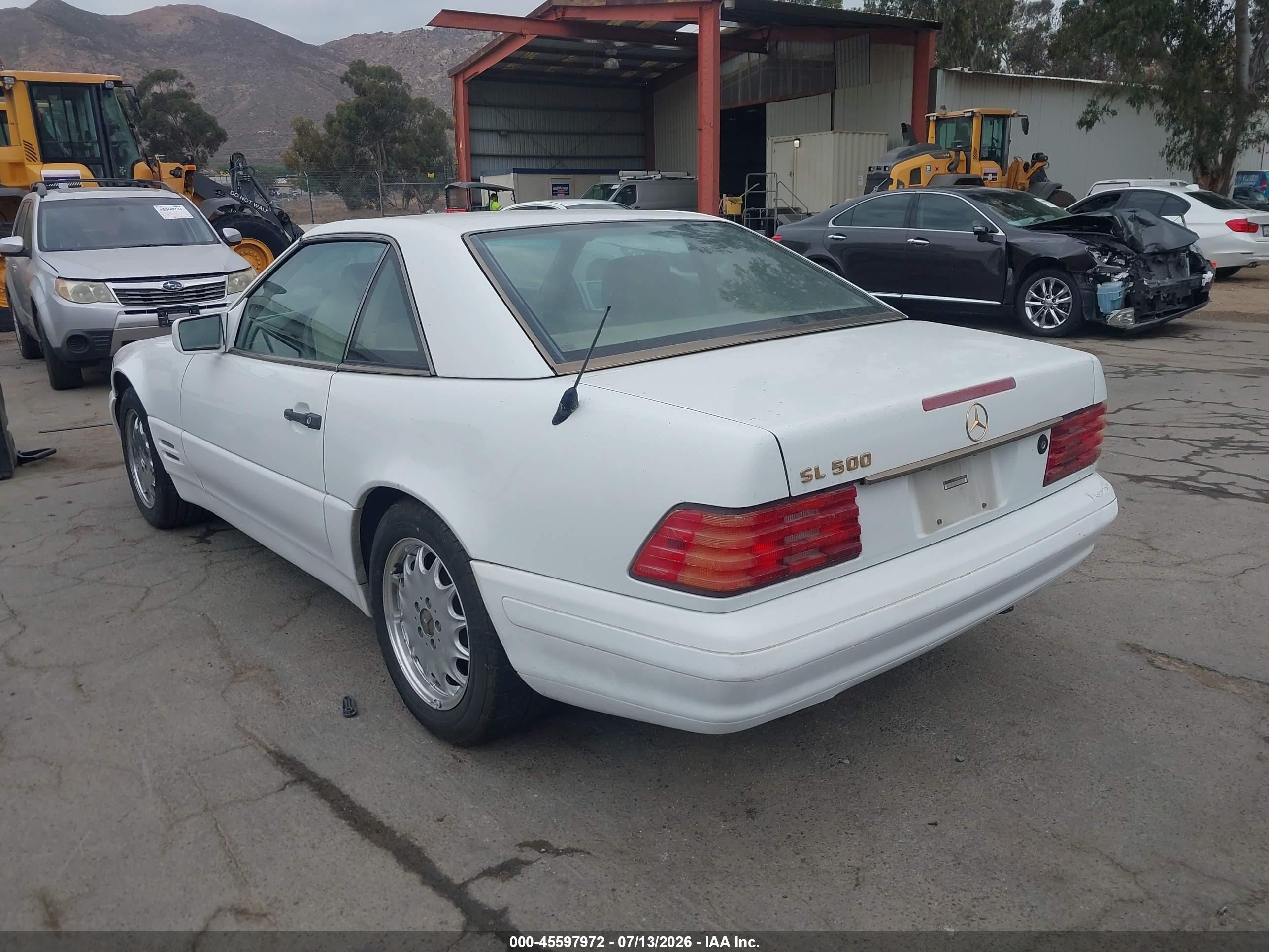 1998 Mercedes-benz Sl 500   White vin: WDBFA67F4WF161959