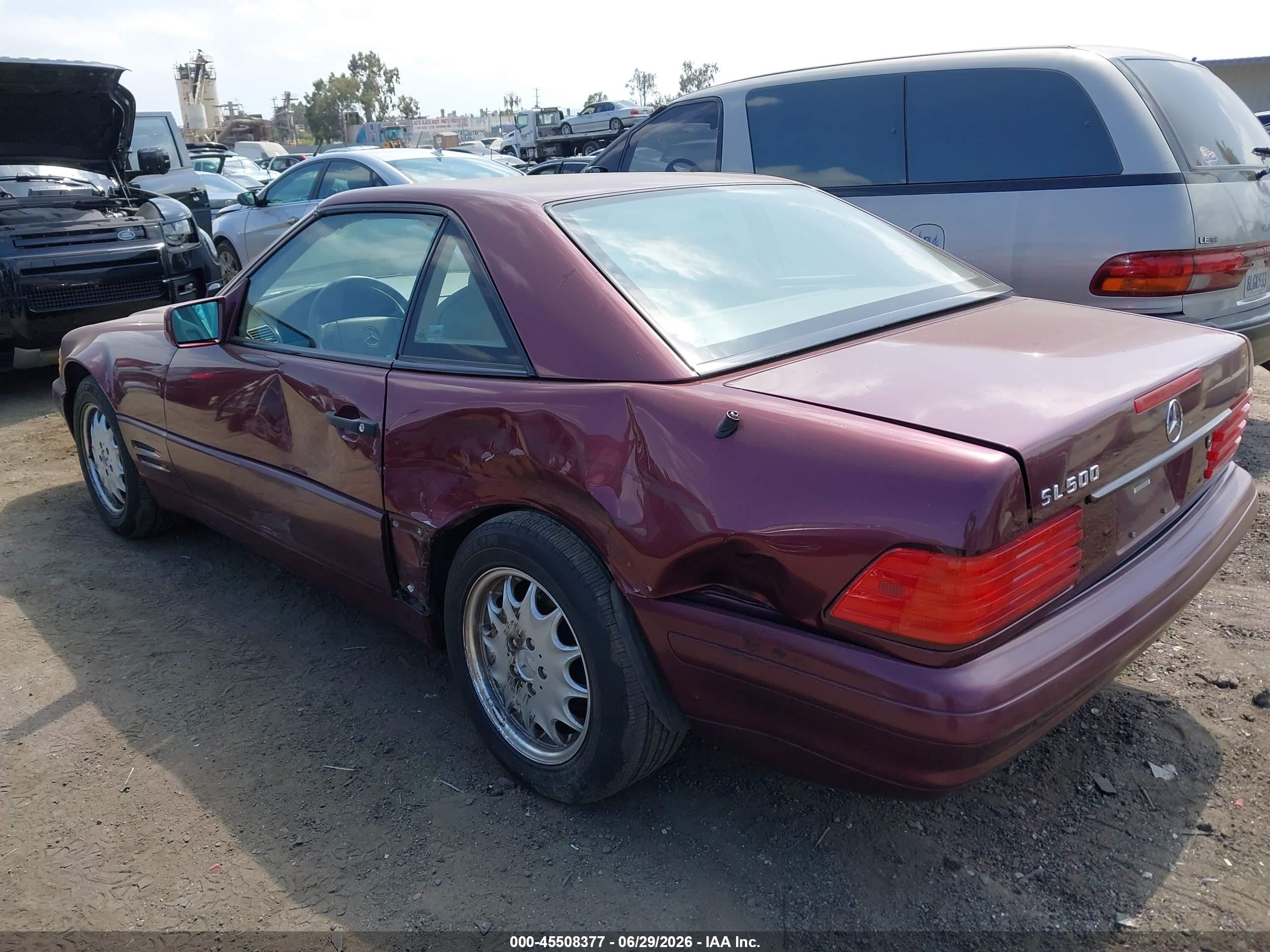 1998 Mercedes-benz Sl 500 Burgundy vin: WDBFA67F4WF162478