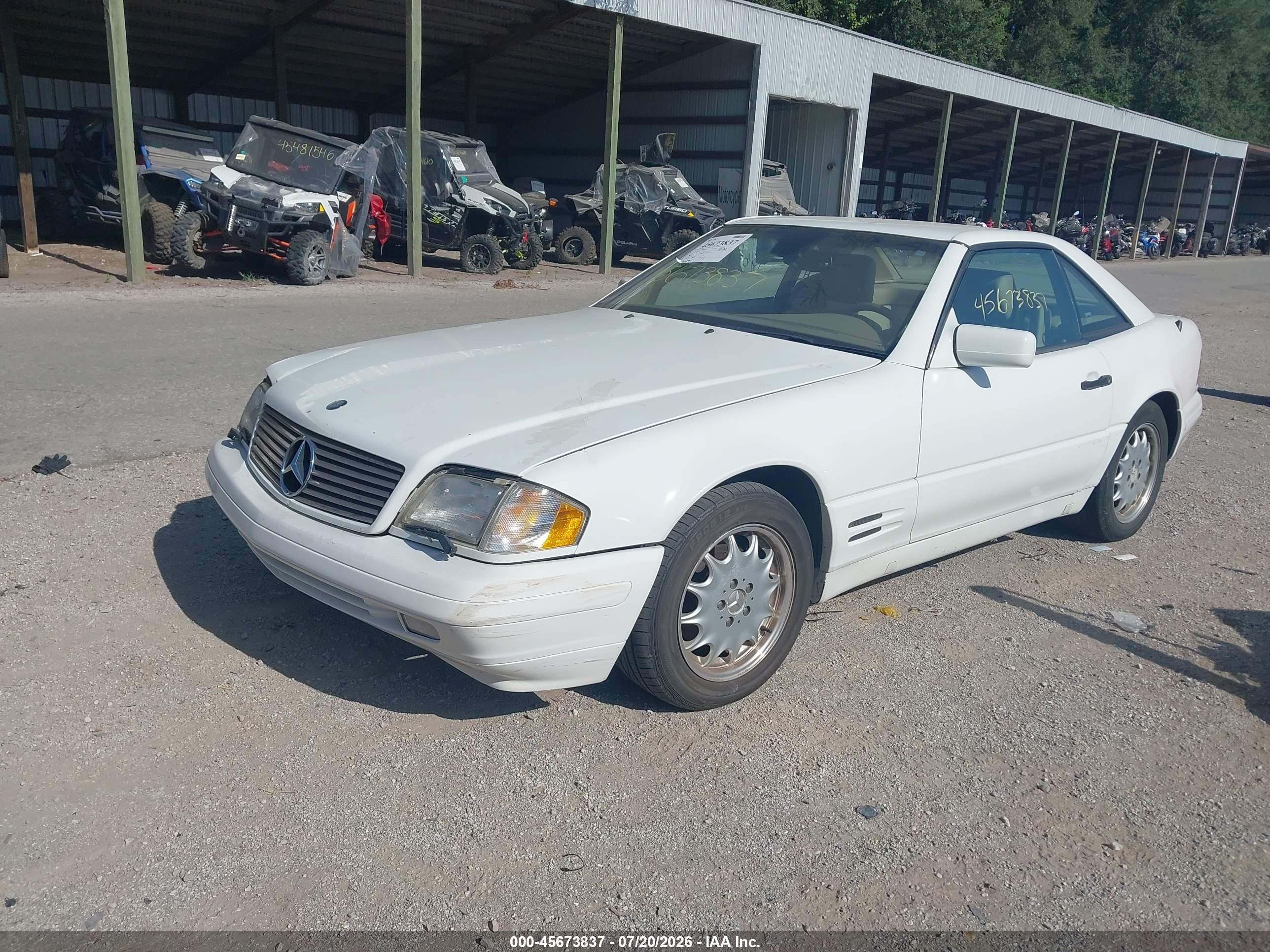 1998 Mercedes-benz Sl 500   White vin: WDBFA67F4WF165087