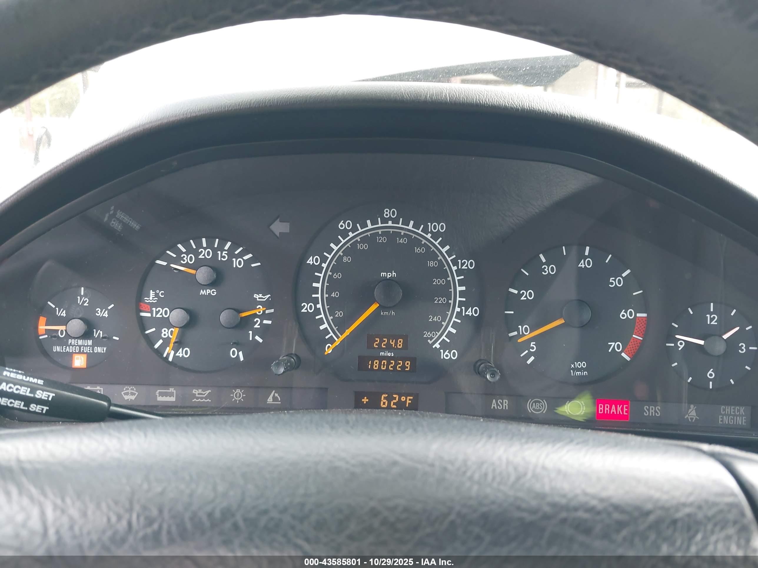 1997 Mercedes-benz Sl 500   Silver vin: WDBFA67F5VF148703